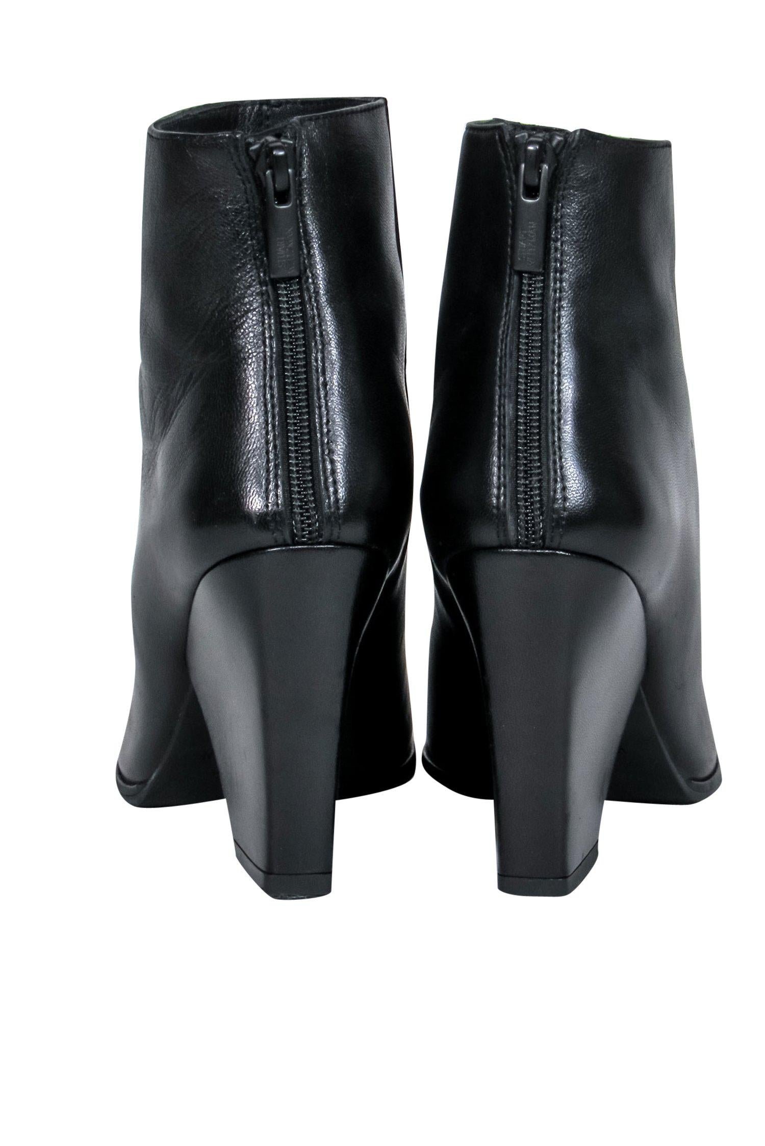 Stuart Weitzman Black Leather Pointed Toe Chunky Heel Booties - Size 7.5 - A Must - Have for Fall!