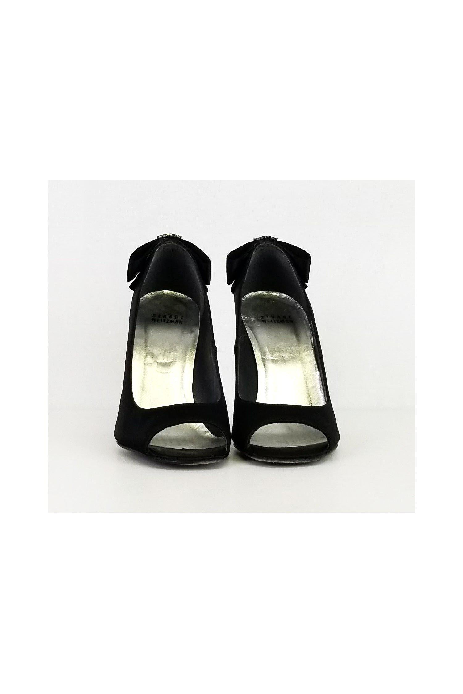 Stuart Weitzman Black Satin Bow Pumps - Size 7 - Elevate Your Evening!