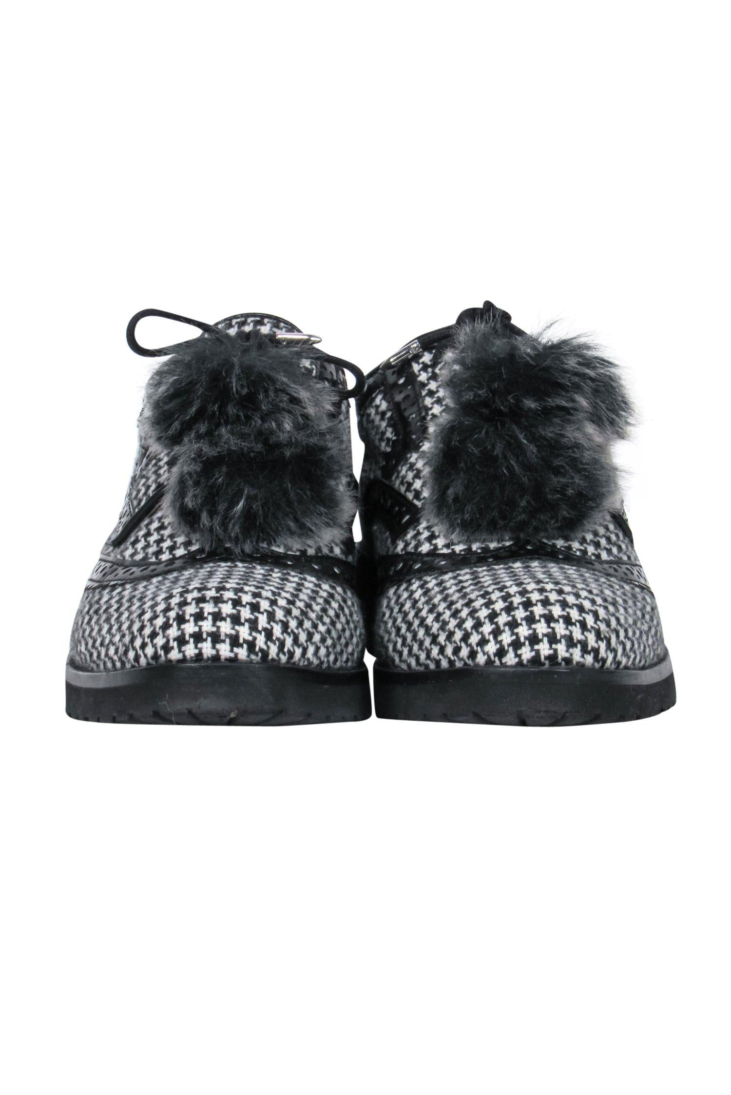 Sam Edelman's Stunning Black & White Lace-Up Oxford Heeled Loafers with Pom-Poms - Size 8