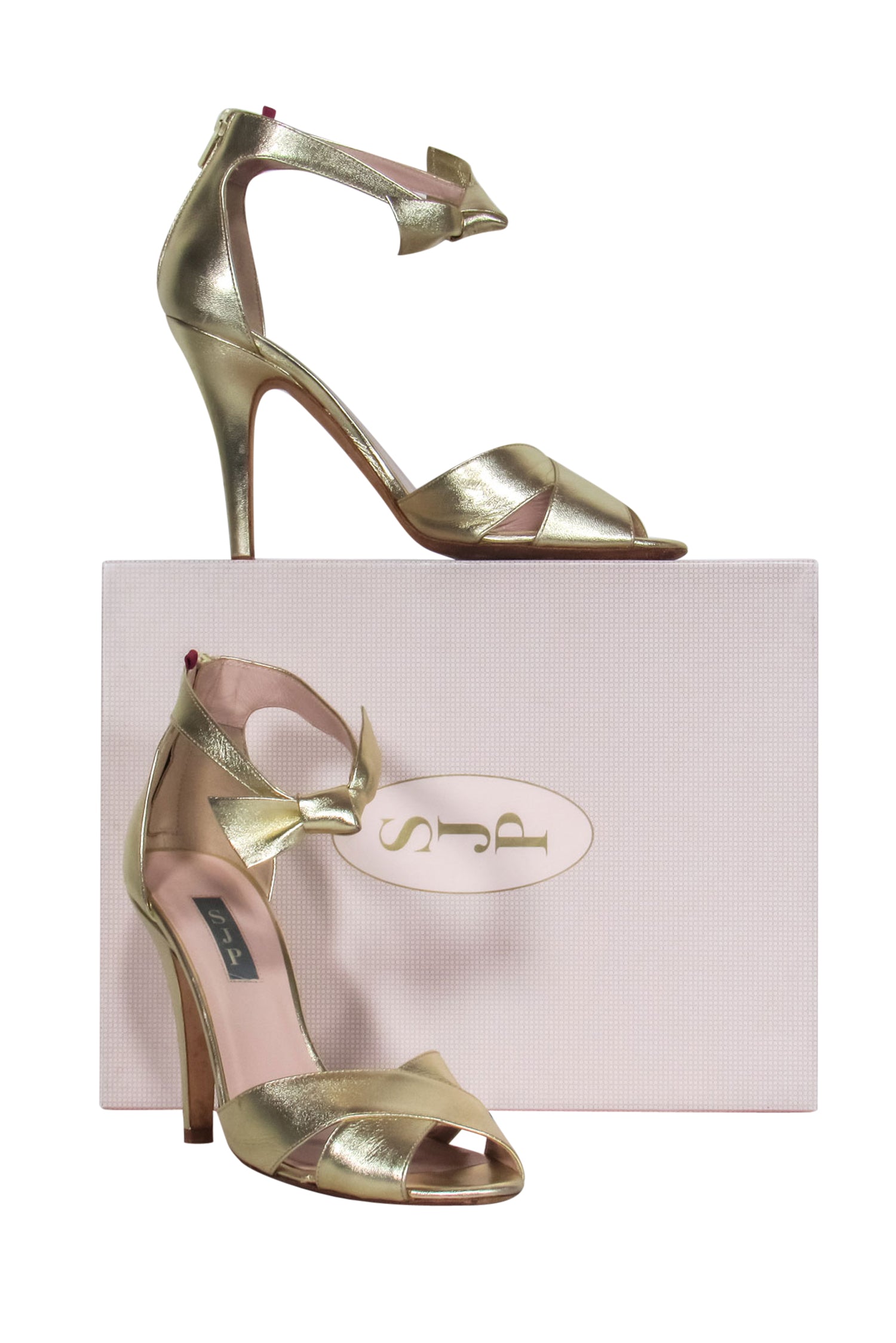 SJP by Sarah Jessica Parker - Glamorous Gold Leather 'Buckingham' Strappy Pumps with Bow, Size 10