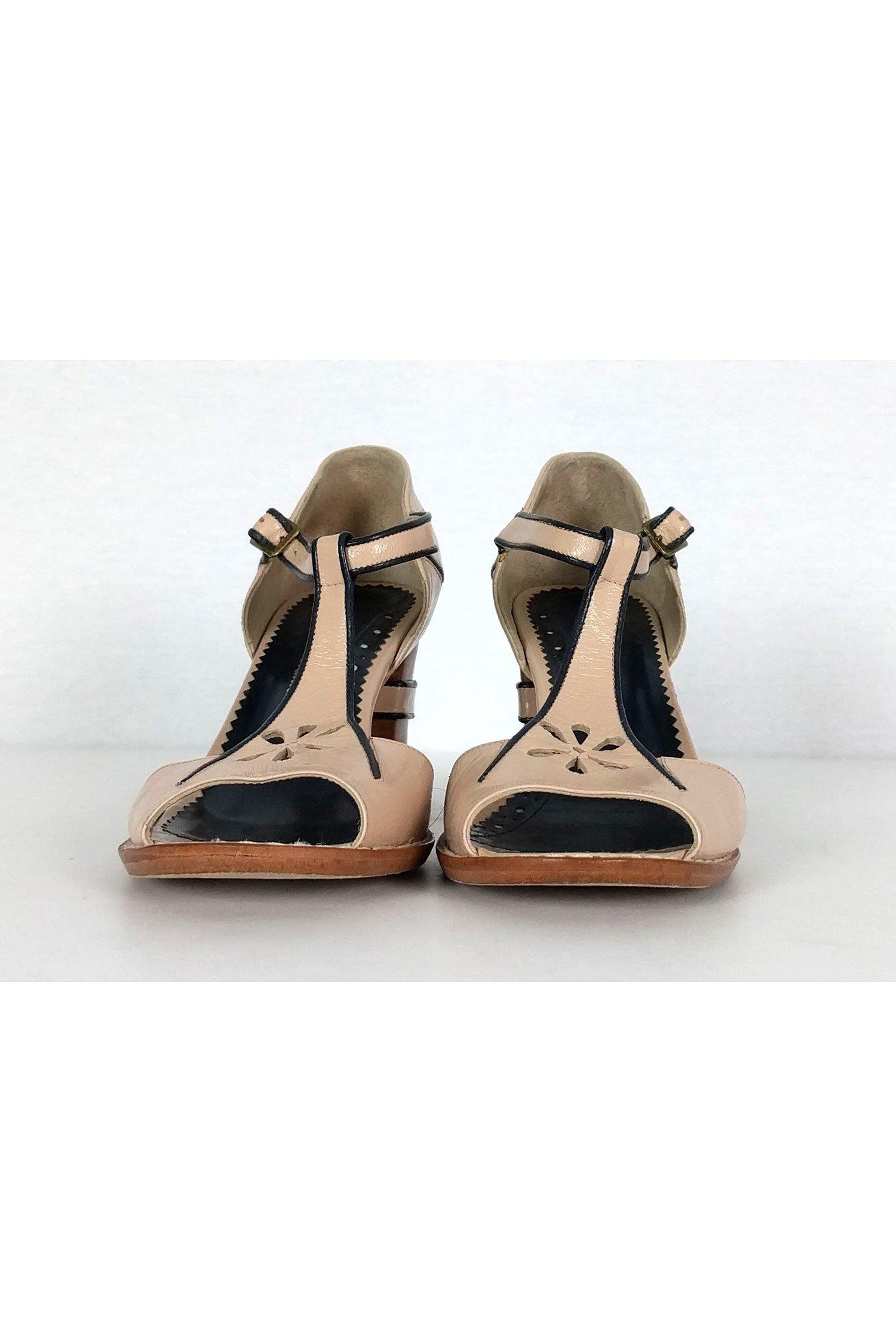 Sarah Chofakian's Stunning Nude Pink T-Strap Heels - Size 7