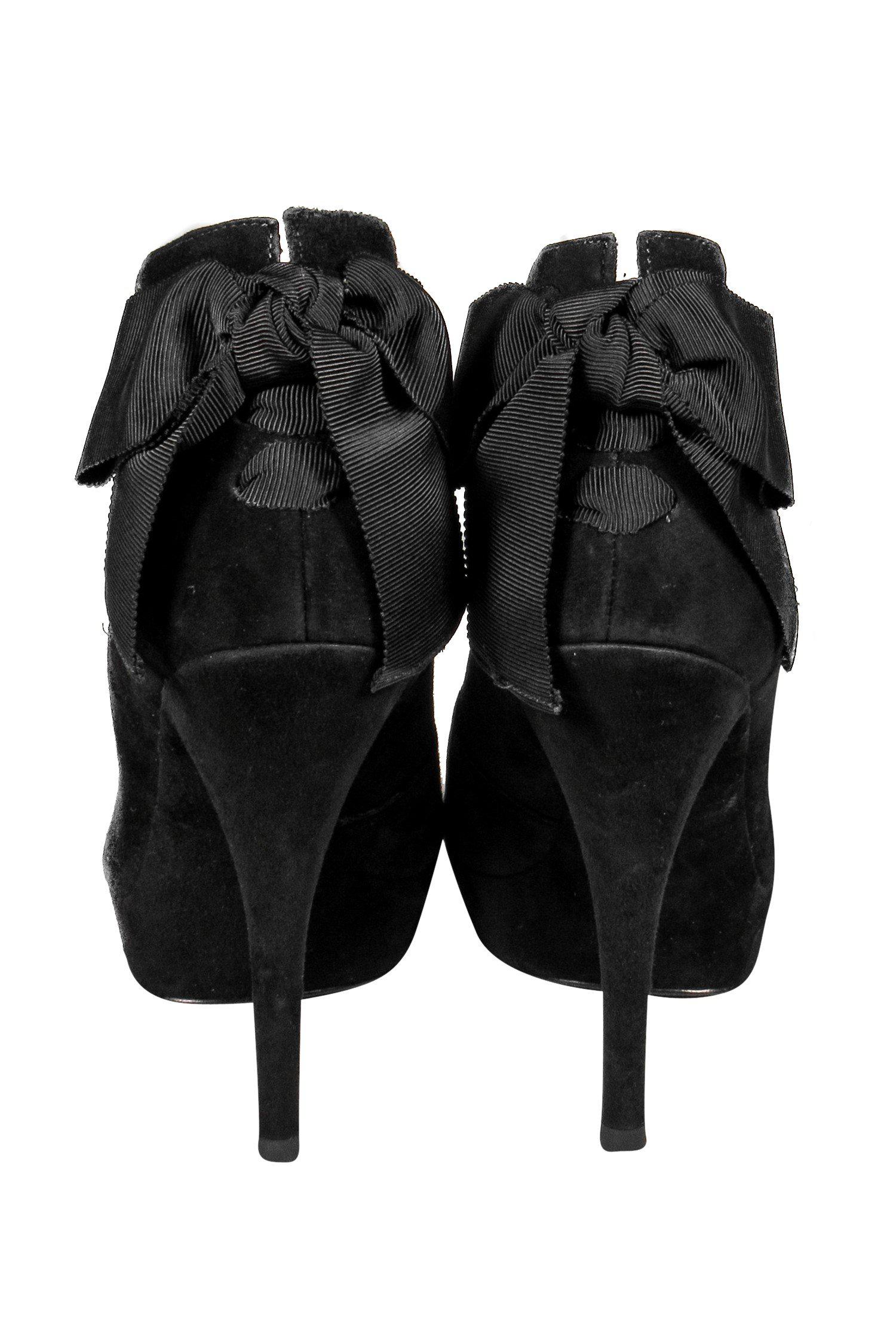 Vera Wang Black Suede Booties with Bows - Size 7.5: A Fashion Must-Have!
