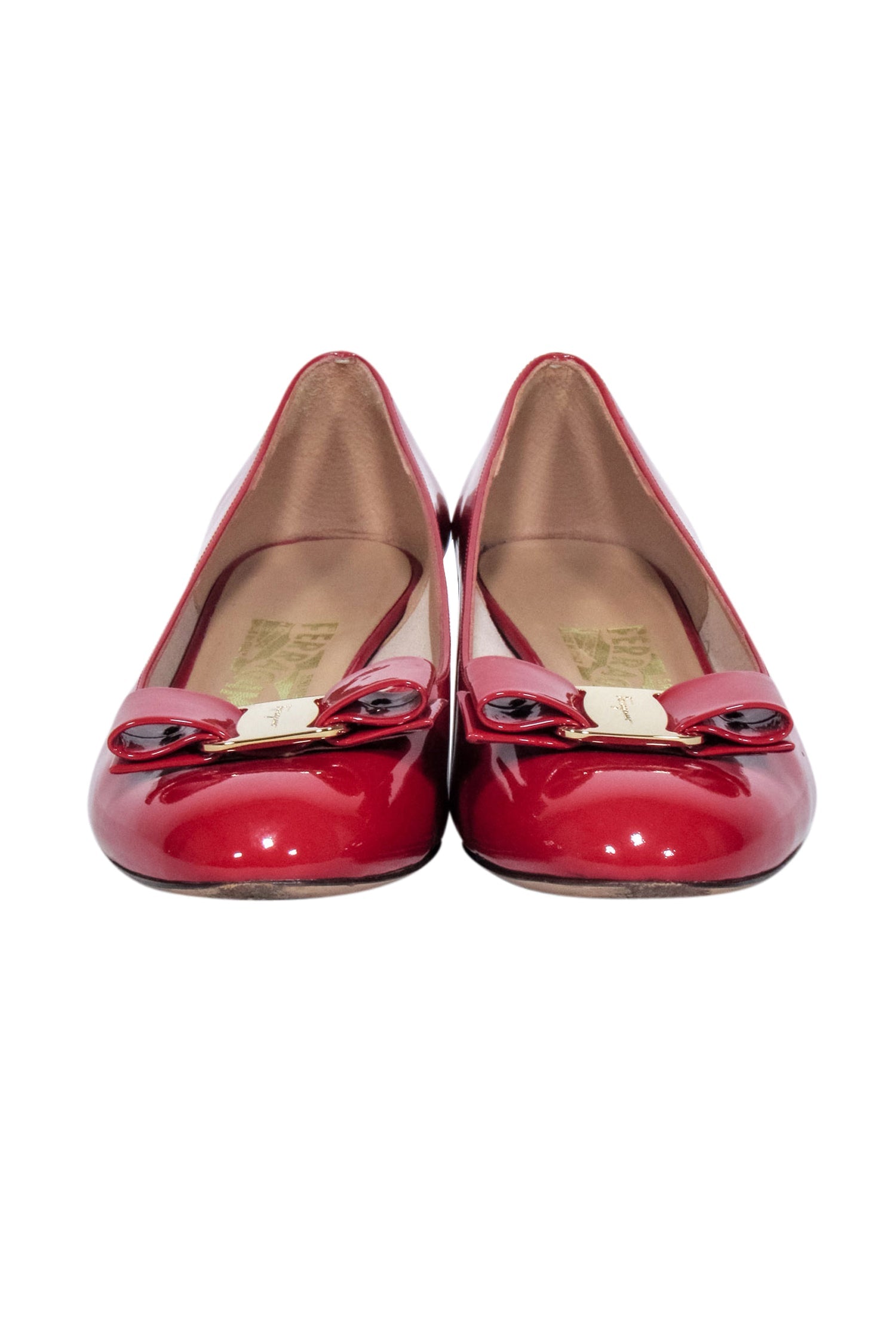 Ferragamo Red Patent Leather Vara Bow Pumps - Size 7: A Must - Have for Style Lovers