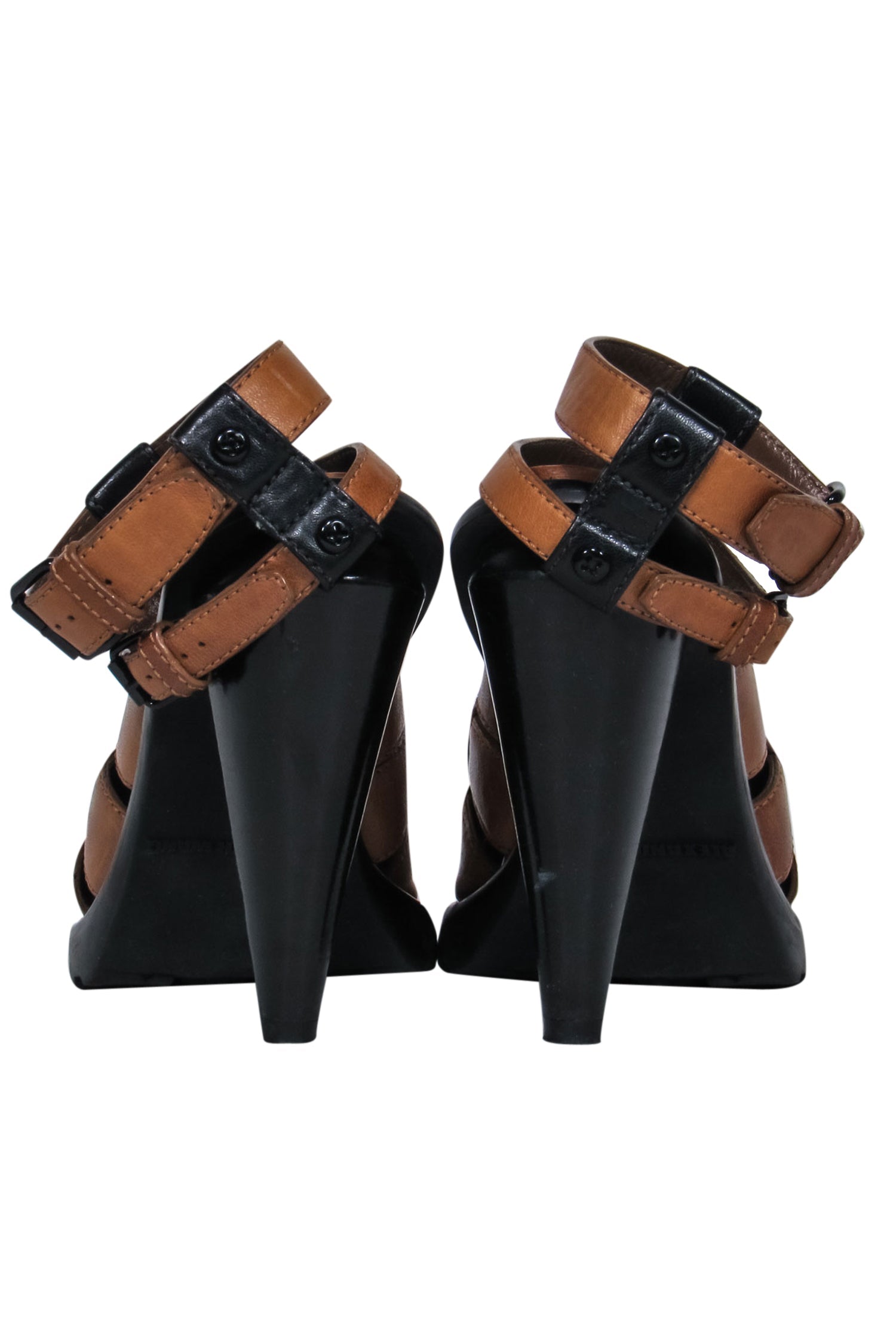 Alexander Wang Brown & Black Woven Leather Pointed Toe Heels - Size 7: A Summer Fashion Statement!