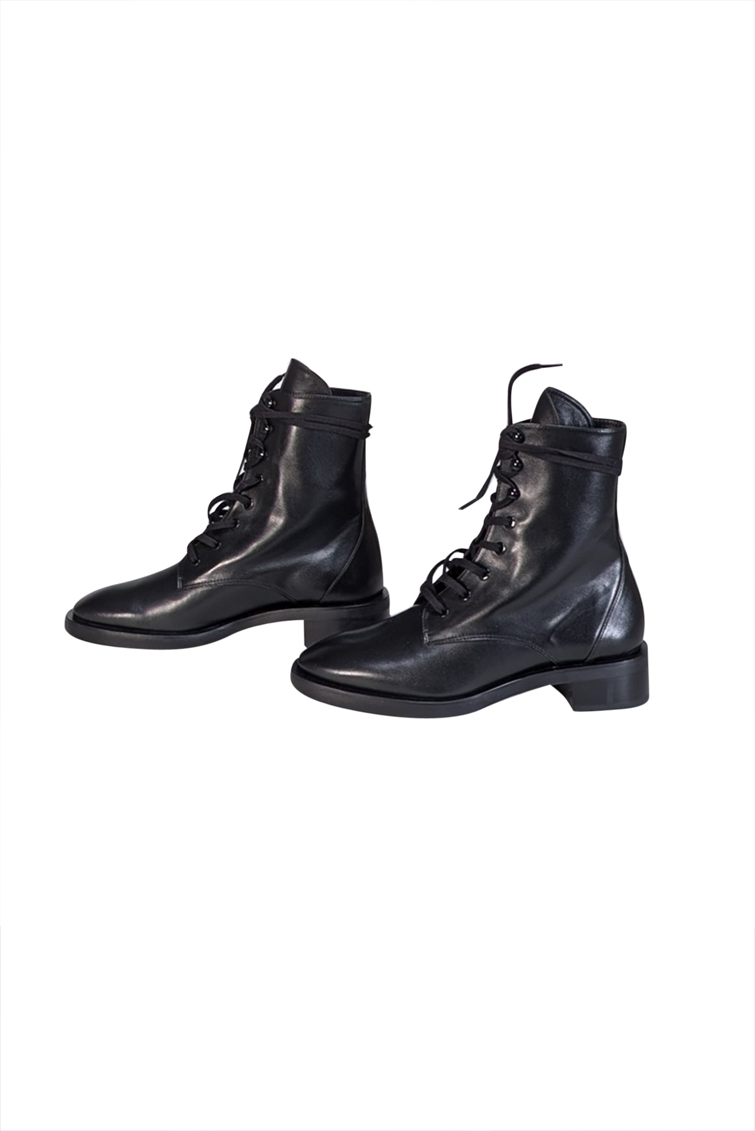 Stuart Weitzman - Stunning Black Leather Sondra Sleek Short Boots in Size 8