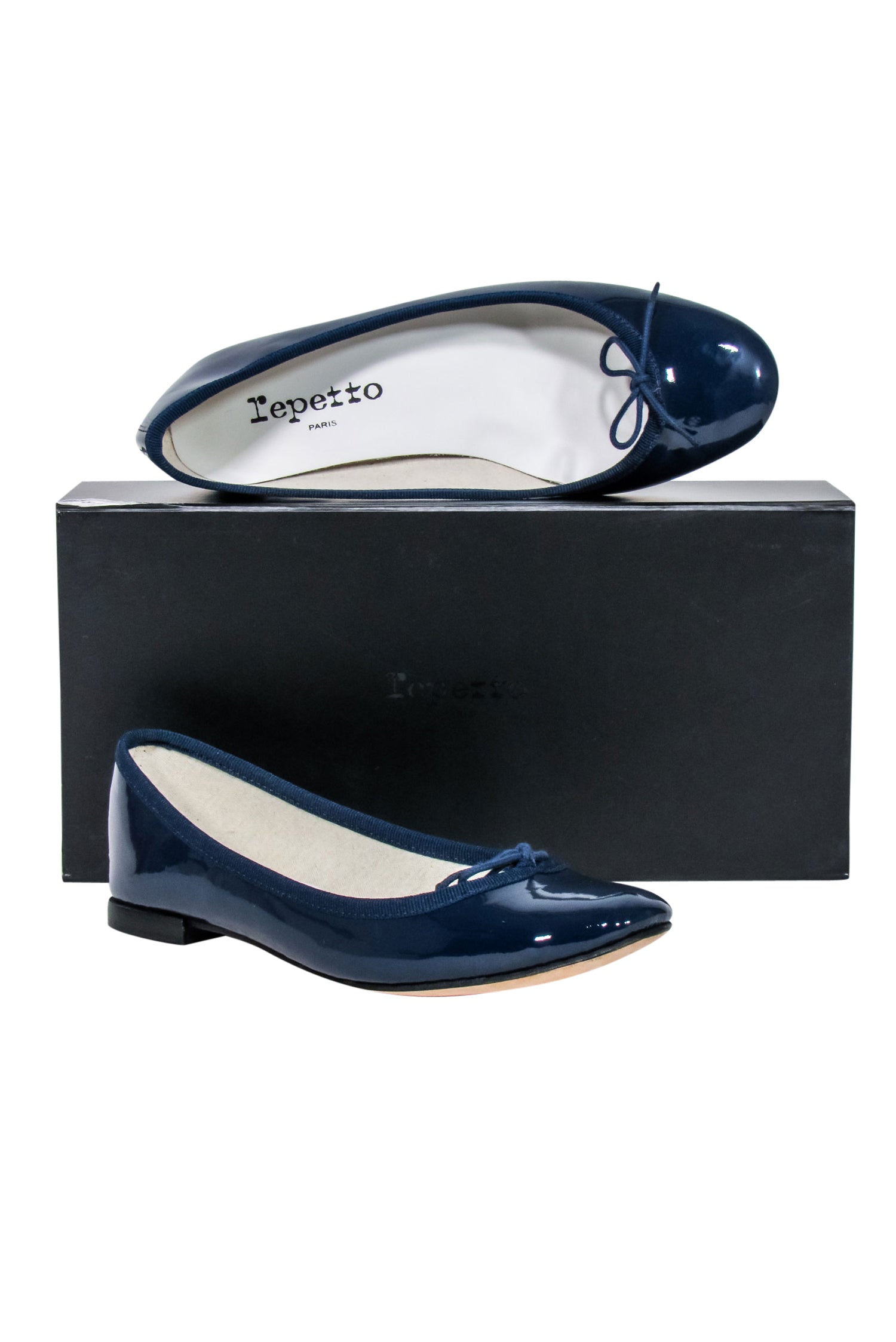 Repetto Navy Patent Leather Cendrillon Ballet Flats with Bow - Size 5.5 - Irresistible Elegance!