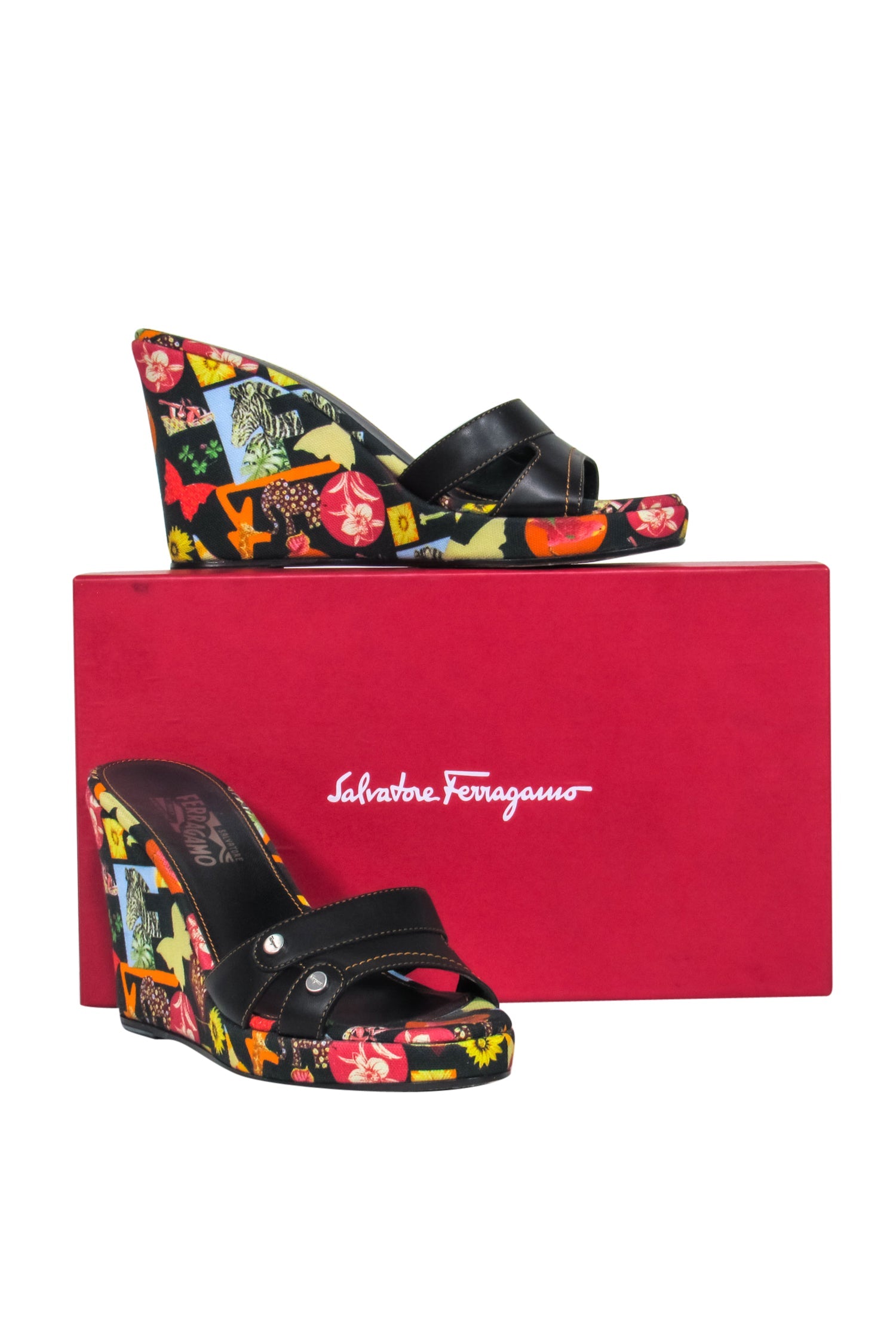 Ferragamo - Stunning Black Printed Leather & Fabric Seta Mule Wedges in Size 9