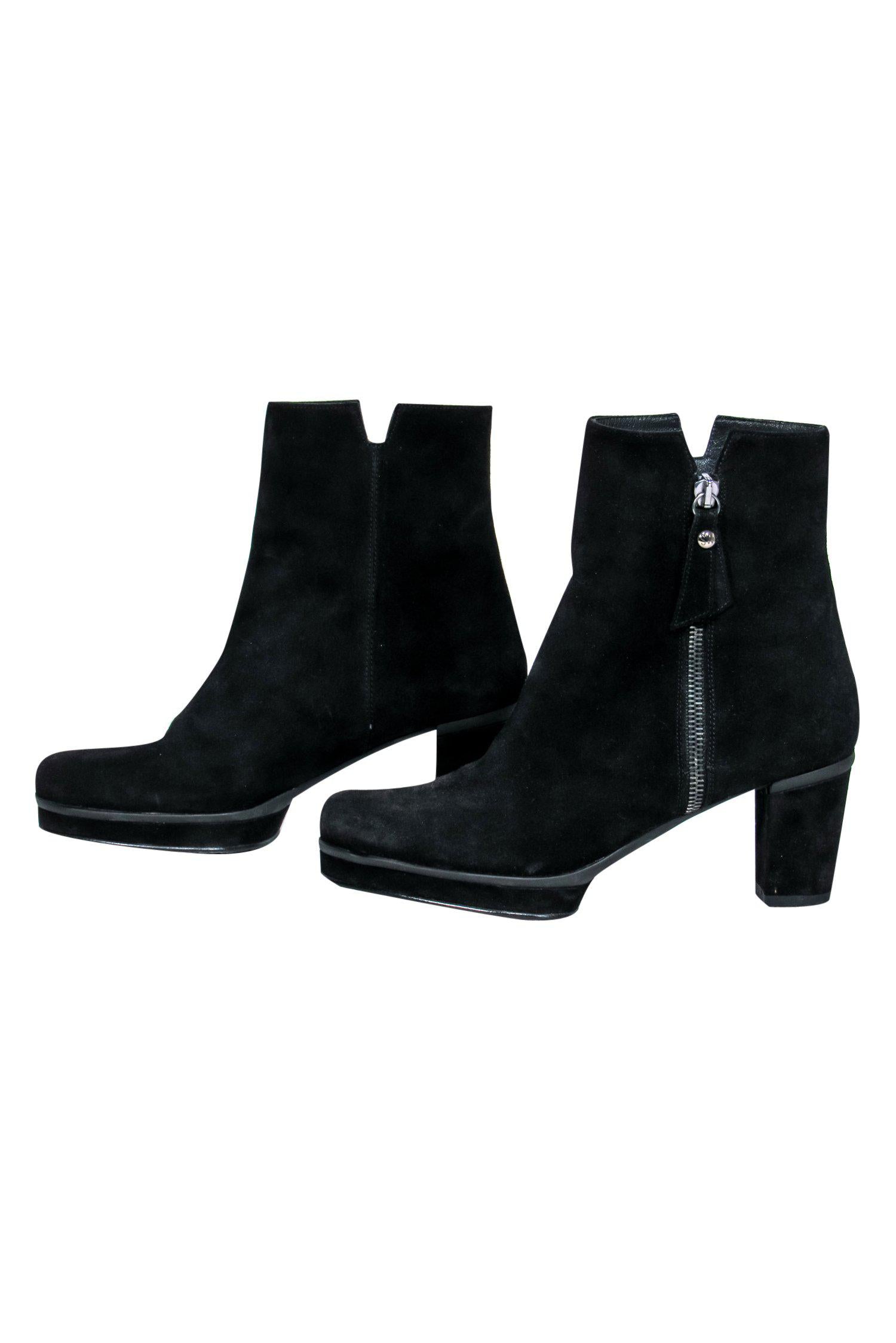 Stuart Weitzman's Chic Black Suede Block Heel Platform Ankle Booties - Size 5.5