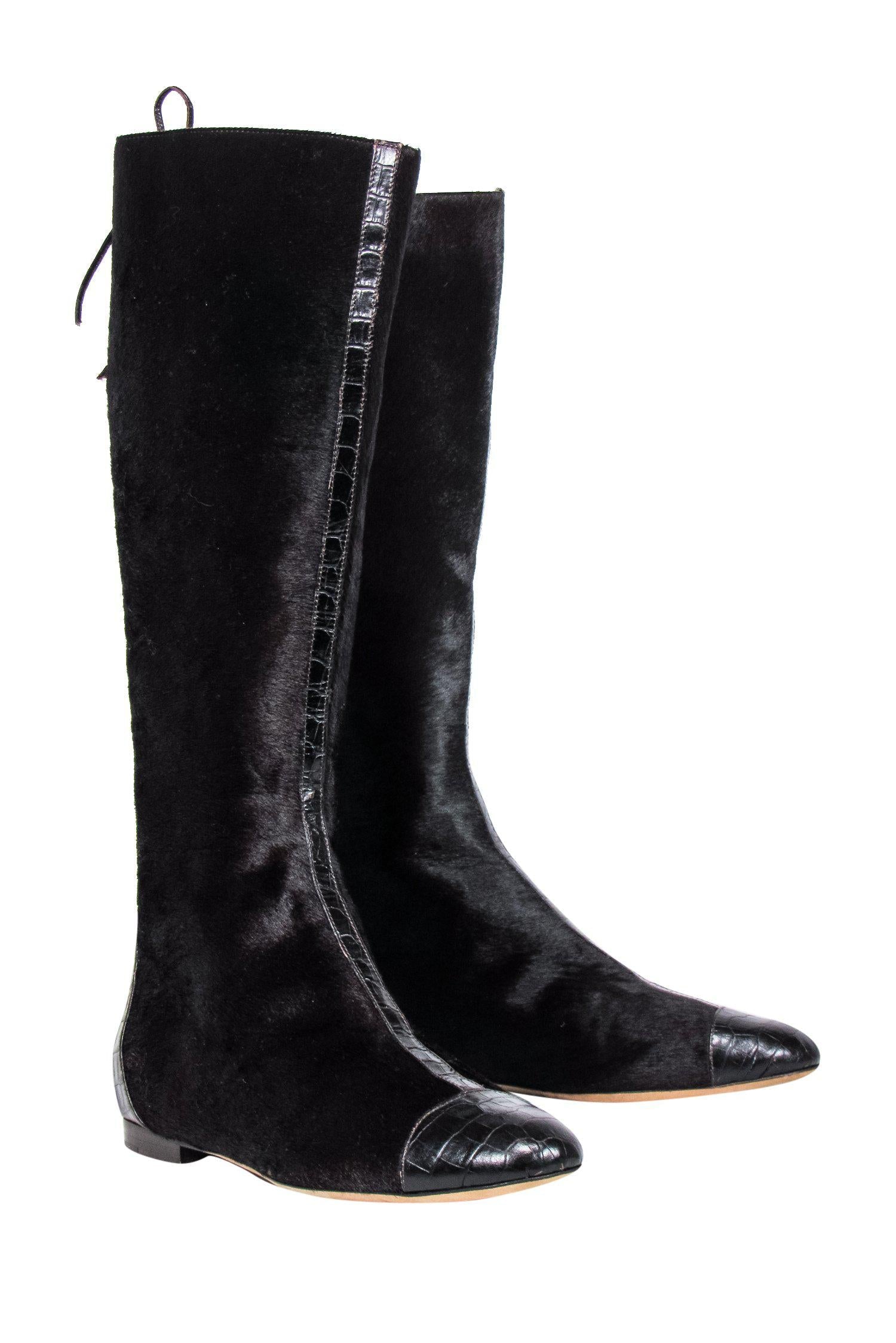 Oscar de la Renta's Stunning Brown Calf Lace - Up Knee High Boots, Size 5.5