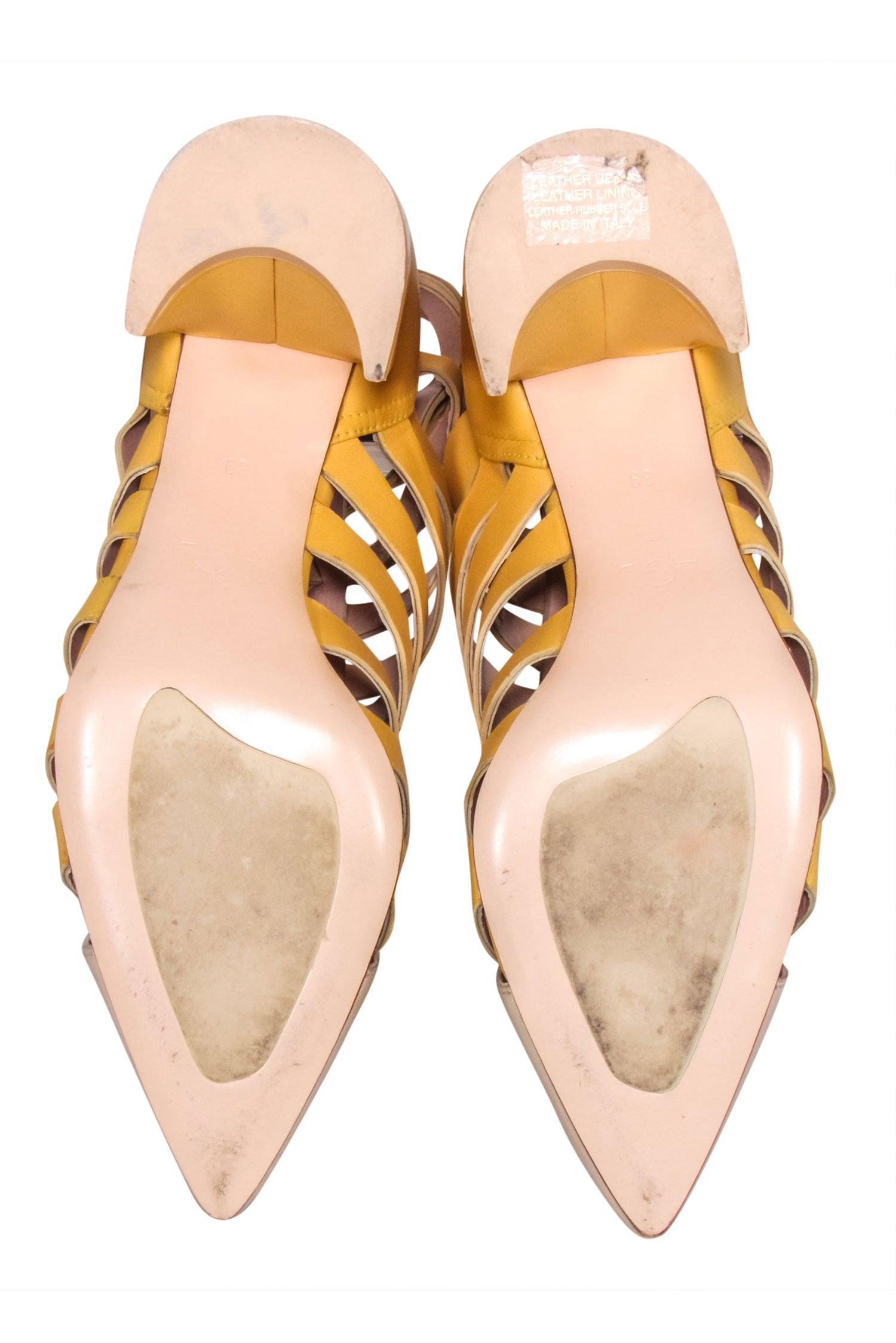 AGL - Stunning Beige & Yellow Woven Pointed Toe Short Boots in Size 8.5