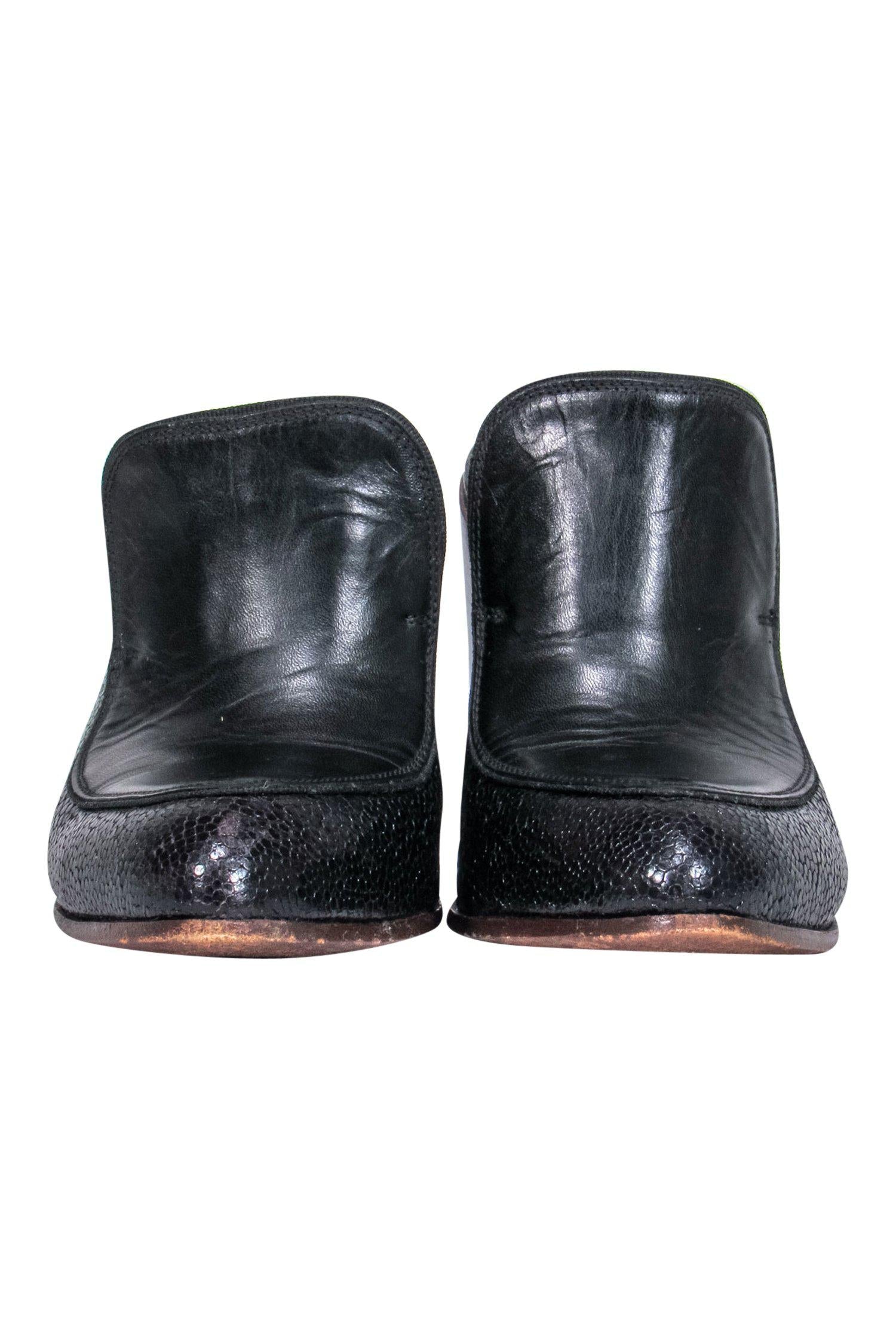 Billy Reid's Stunning Black Embossed Mule Pumps with Wooden Heel - Size 6.5