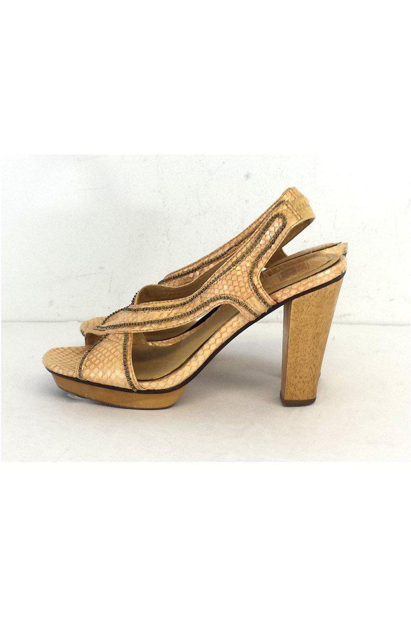 Frye's Gorgeous Tan Snakeskin Leather Beaded Heels in Size 7.5 - Grab Yours Now!