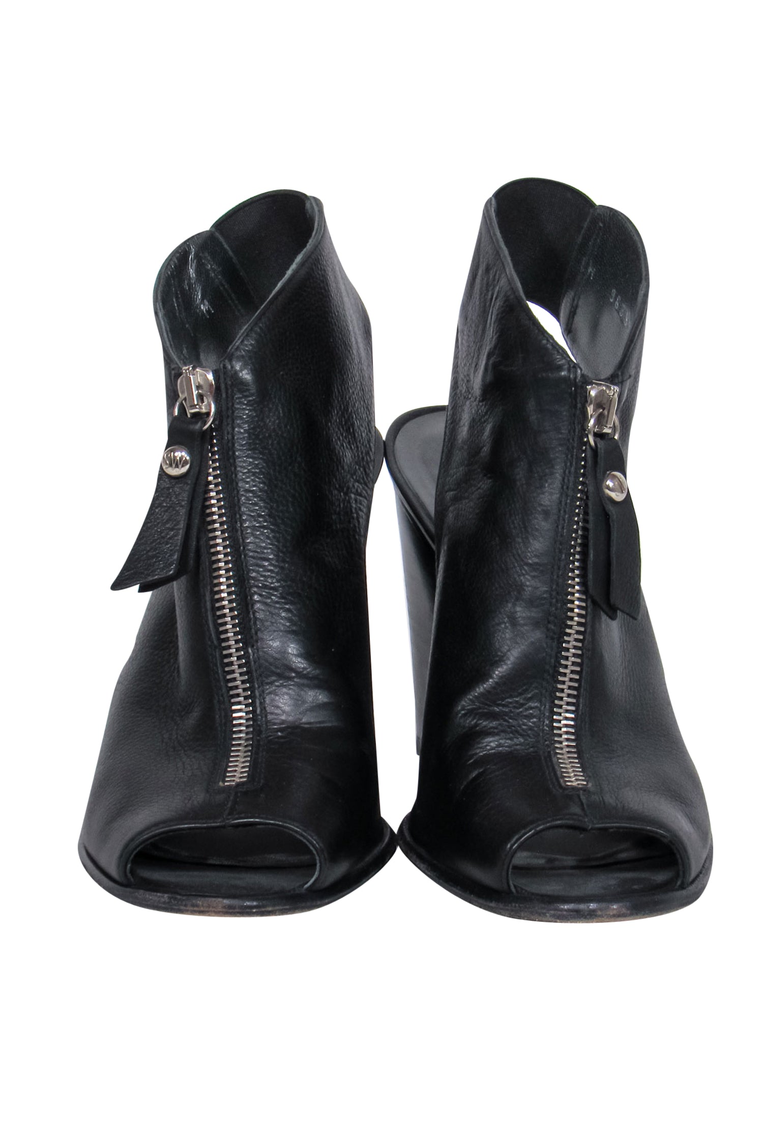 Stuart Weitzman - Stylish Black Smooth Leather Zippered Open Toe Block Heels in Size 7