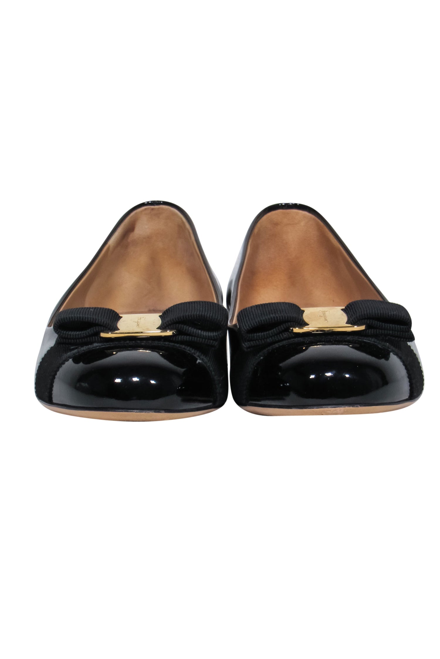 Ferragamo Black Patent Leather Flats with Ribbon Bow - Size 8: A Must - Have for Fashion Lovers!