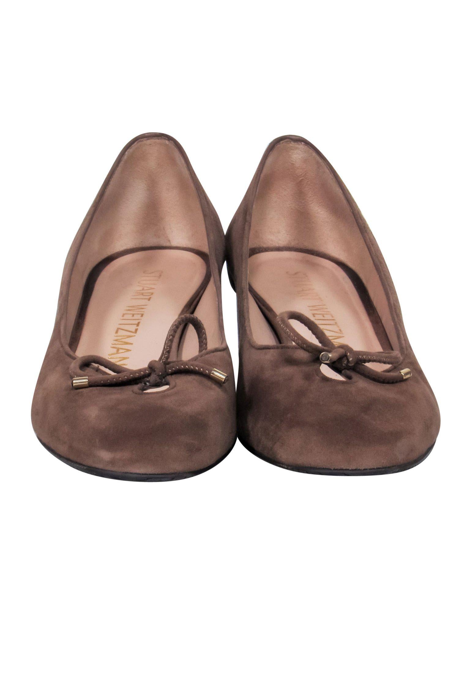 Stuart Weitzman's Charming Light Brown Suede Block Heels with Bows - Size 8.5