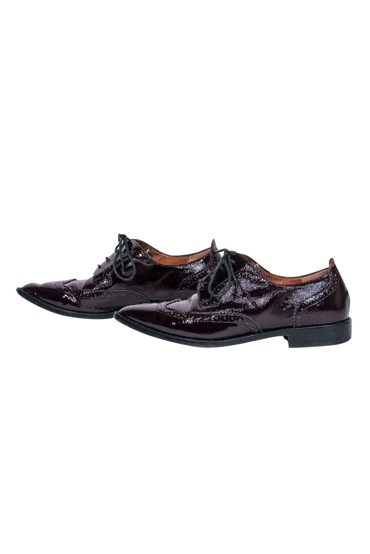 Aquatalia Dark Maroon Patent Oxfords - Size 6.5: Elevate Your Look!