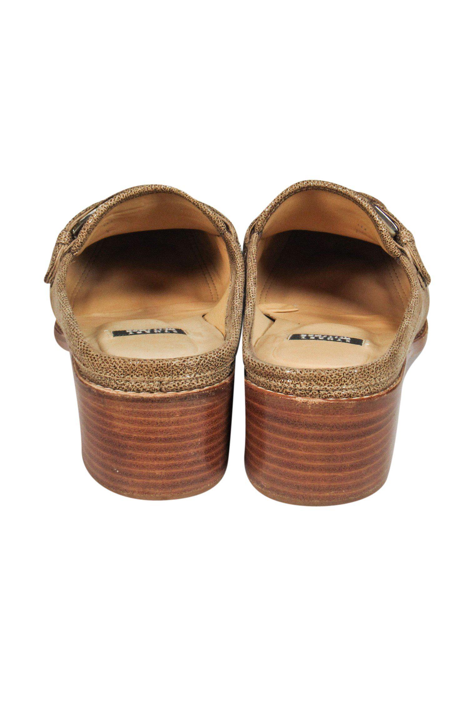 Stuart Weitzman Tan Leather Block Heel Mules - Size 7.5: A Must-Have for Every Wardrobe!