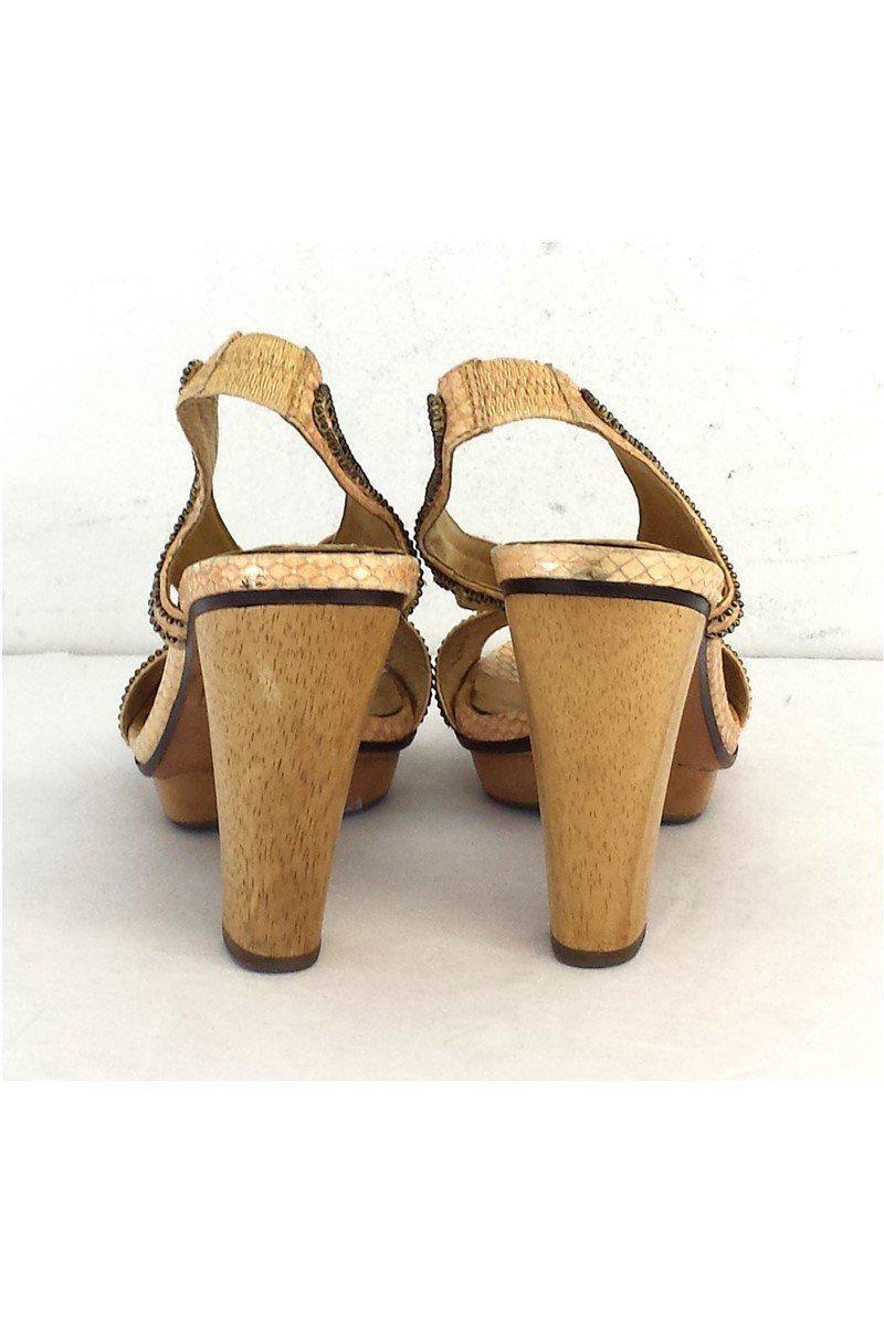 Frye's Gorgeous Tan Snakeskin Leather Beaded Heels in Size 7.5 - Grab Yours Now!