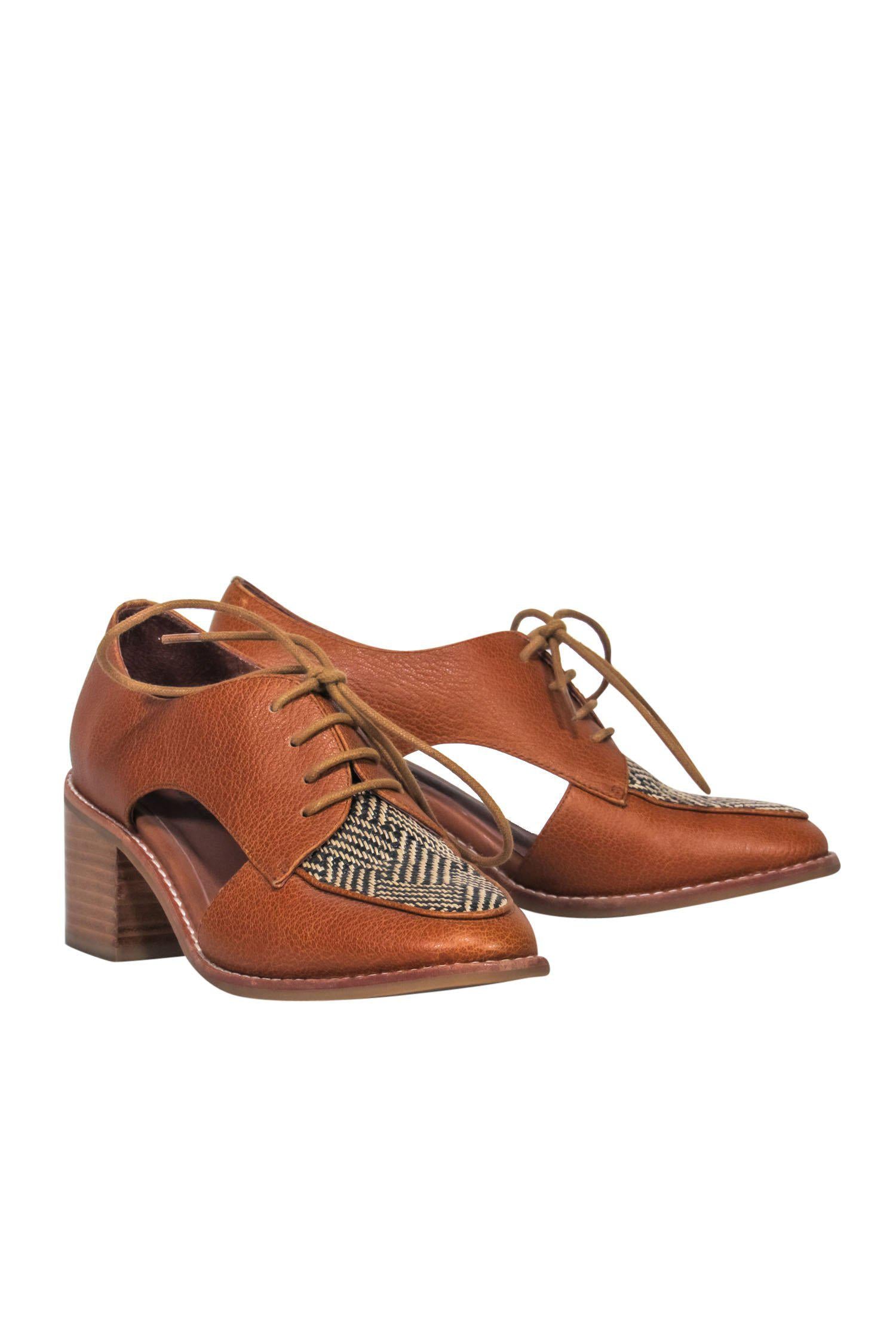 Jeffrey Campbell's Stunning Brown Block Heeled Oxfords with Cutouts - Size 8