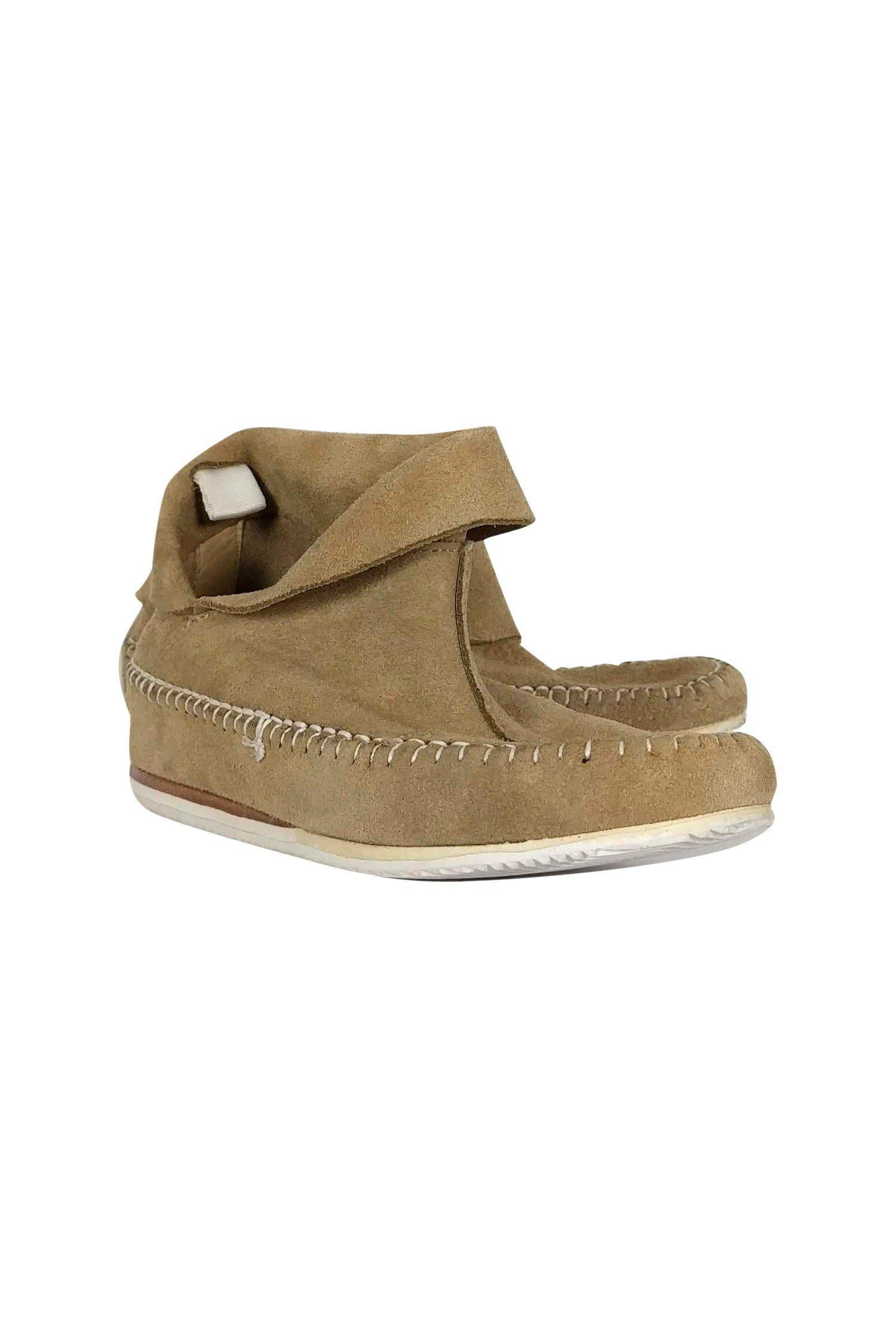 Rag & Bone - Irresistible Beige Hand - Sewn Moccasins in Size 6.5