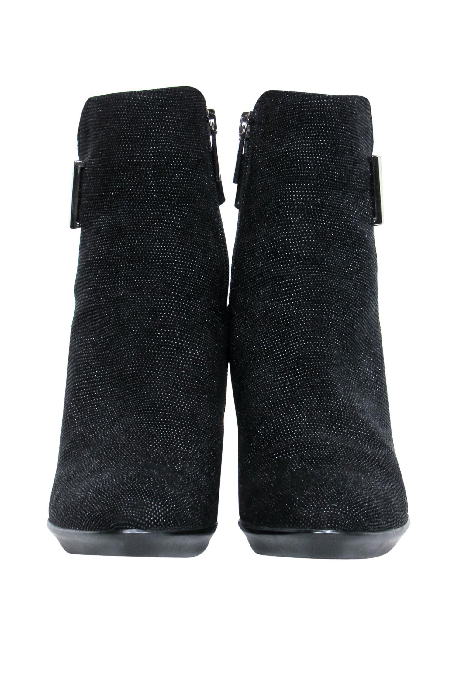 Aquatalia - Stylish Black Textured Heeled Ankle Booties Size 8