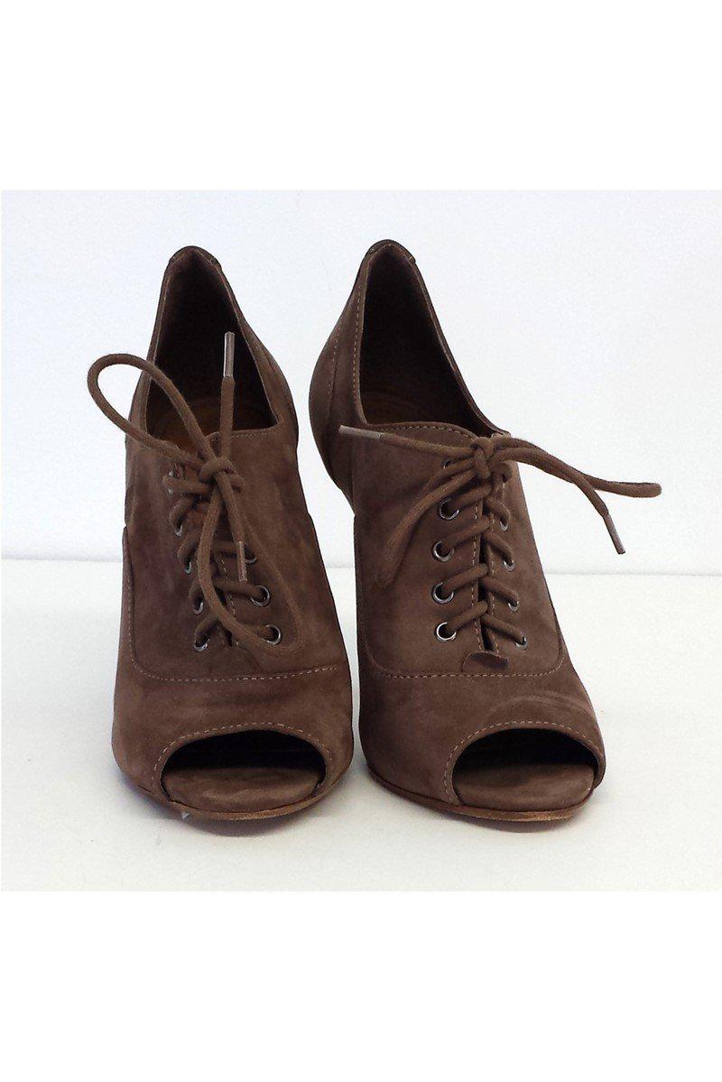 Schutz Deep Taupe Suede Peep Toe Heels - Size 6, A Fashion Must-Have!