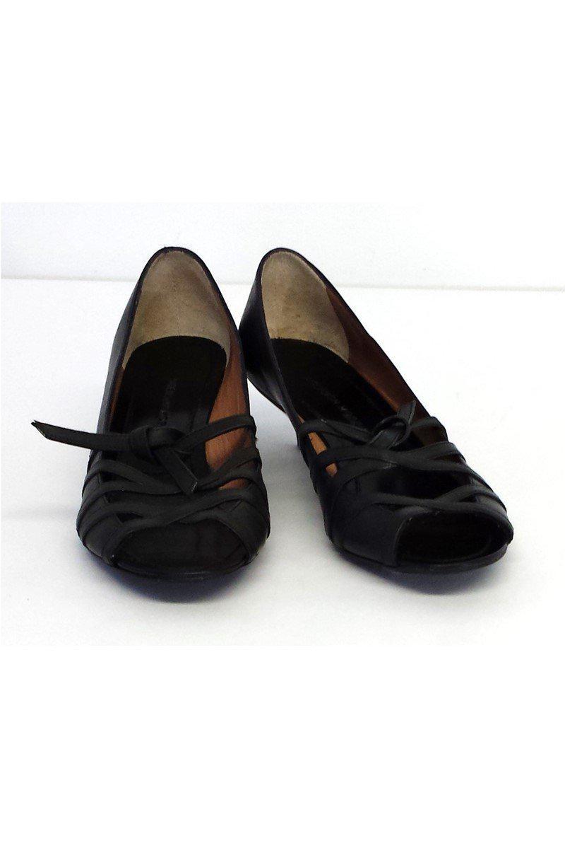 Sigerson Morrison - Gorgeous Black Leather Strappy Kitten Heels Size 6.5 - Grab Yours Now!