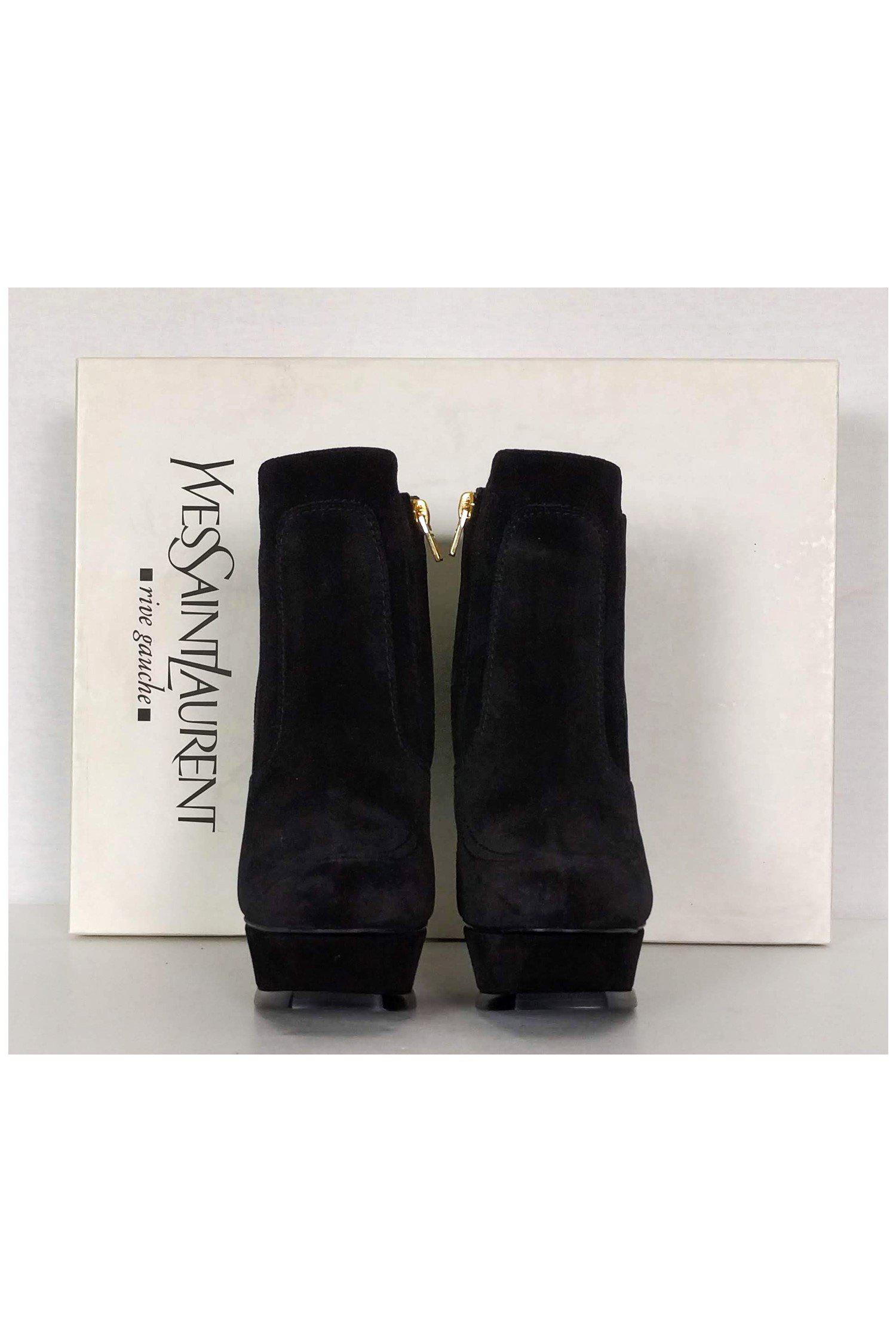 Yves Saint Laurent - Stunning Black Suede Platform Booties in Size 5