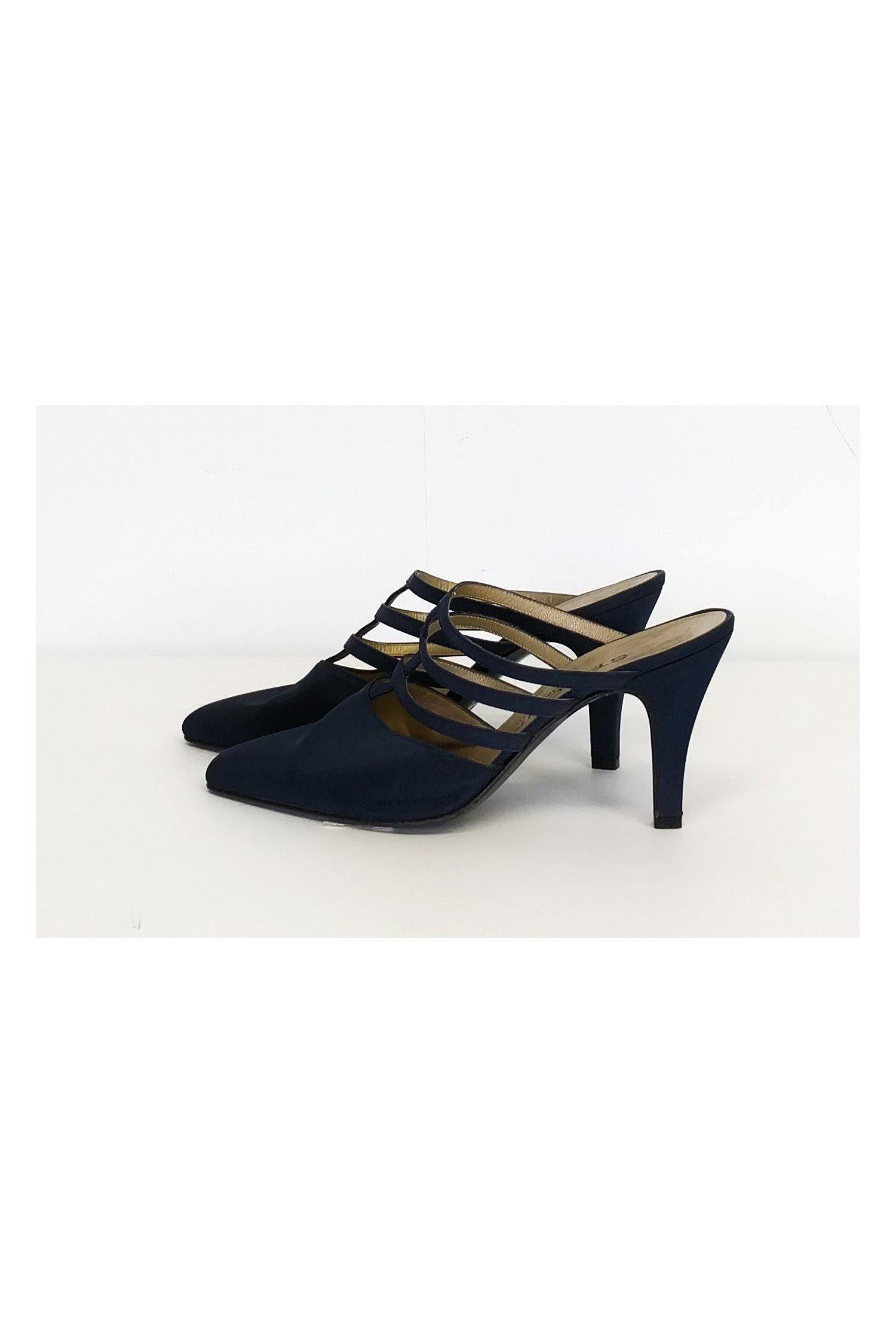 Stunning St. John Navy Caged Heels - Size 7.5