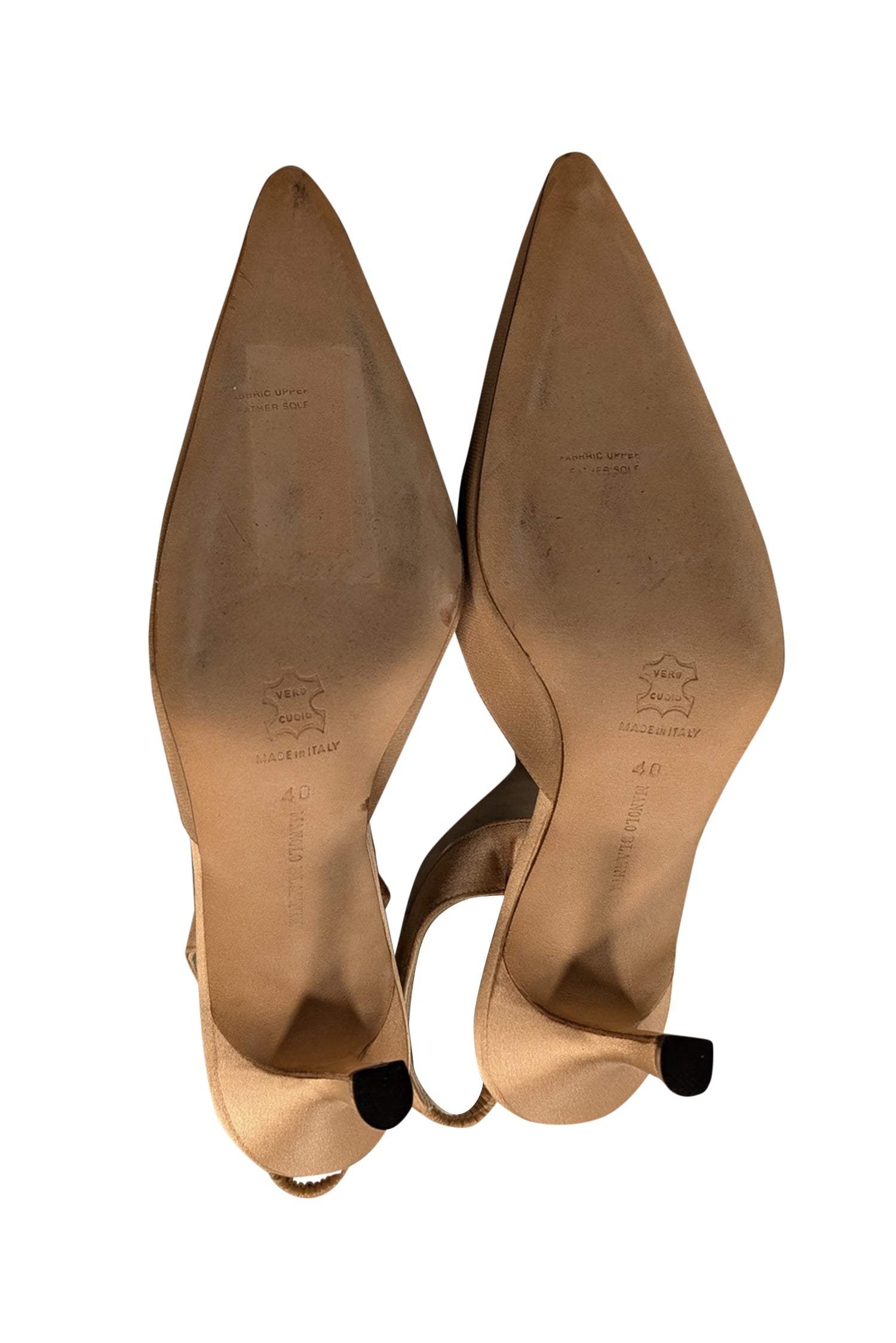 Manolo Blahnik Beige Embroidered Pointed-Toe Pumps - Size 10