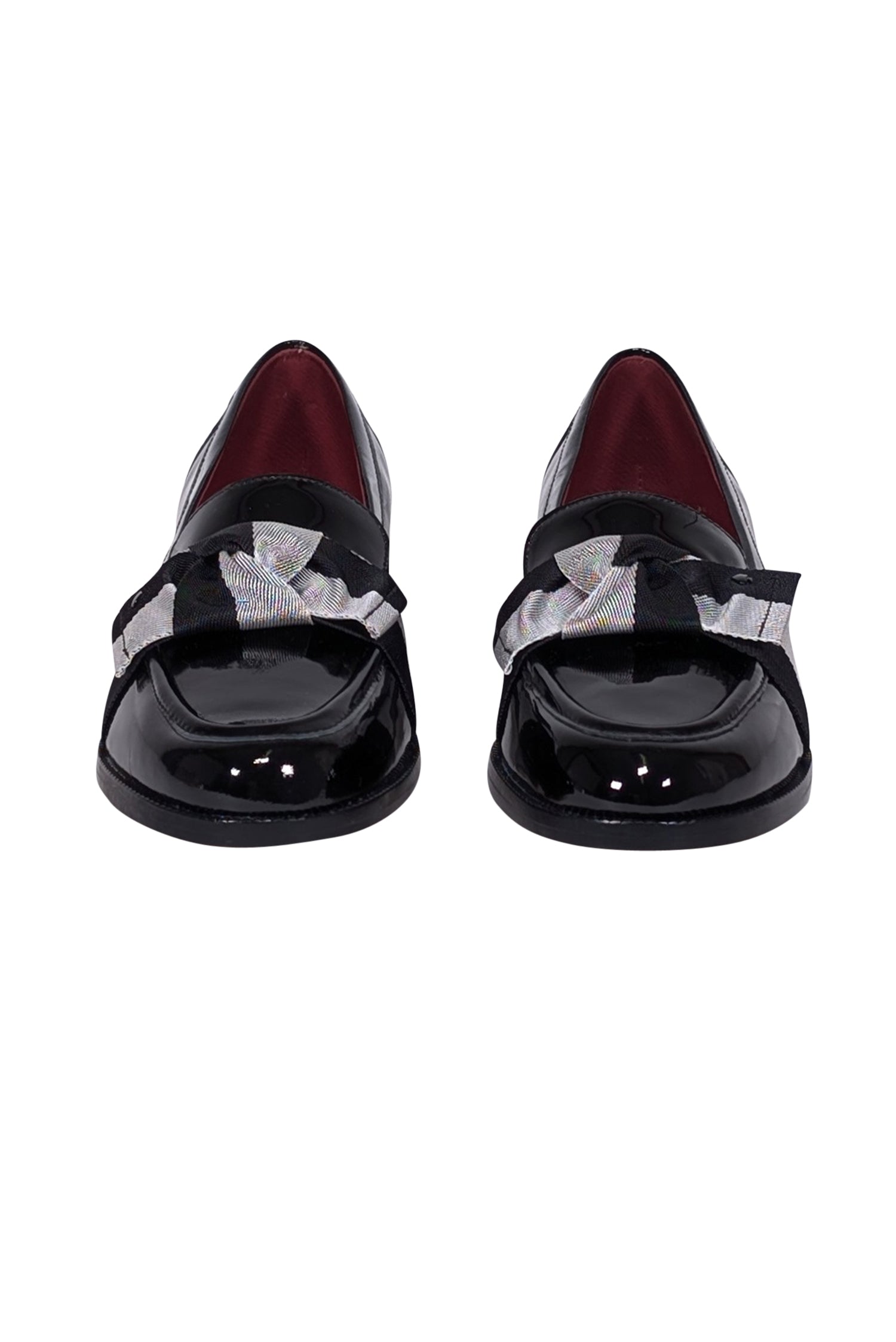 Kate Spade's Stylish Black Patent Leather Leandra Loafer with Bow - Size 8