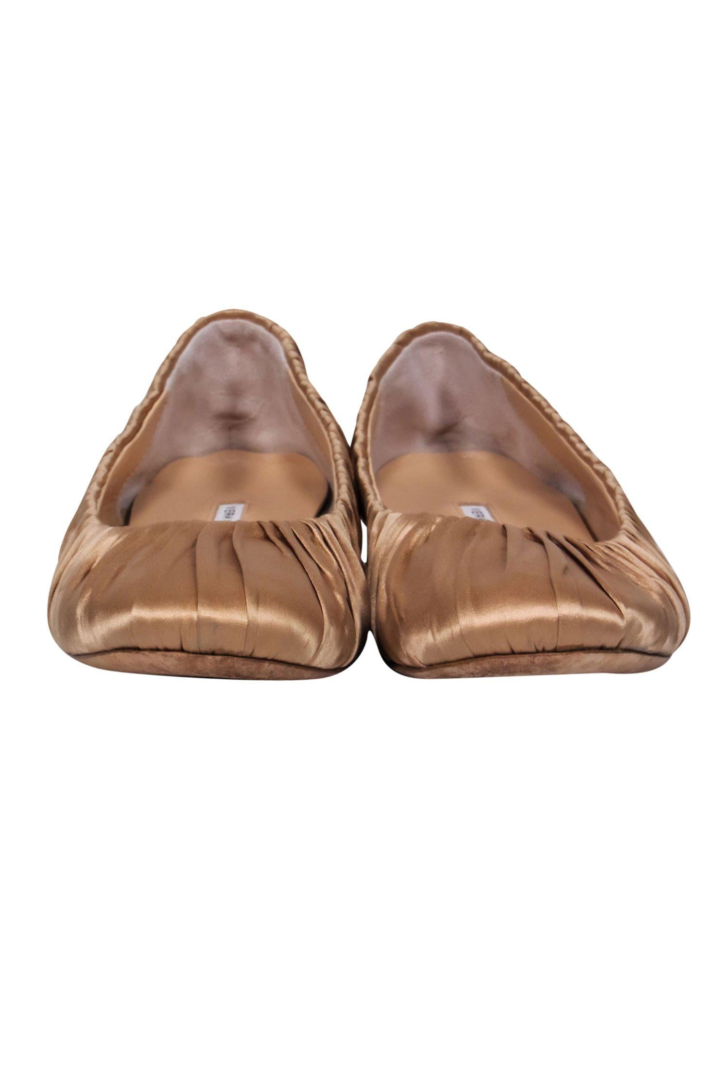 Vera Wang Lavender Label - Gorgeous Rose Gold Ruched Satin Ballet Flats in Size 8.5