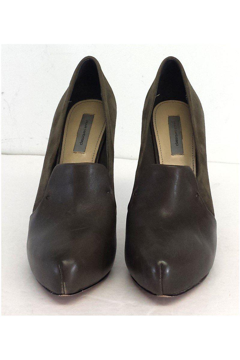 Classiques Entier Grey Suede & Leather Pumps - Size 8 - Fashion Forward!