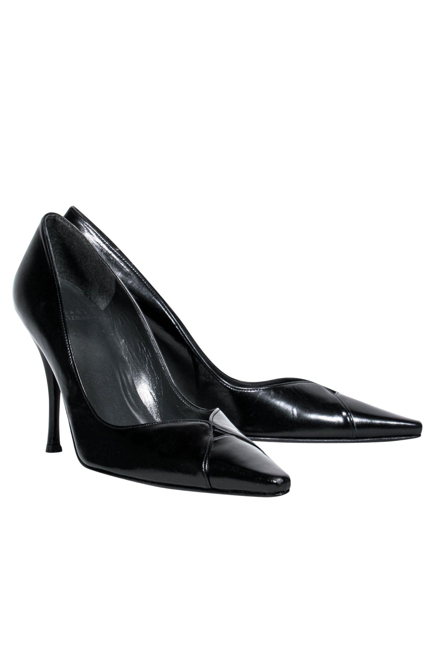 Stuart Weitzman Black Leather Pointy Toe Cutout Pumps - Size 8.5
