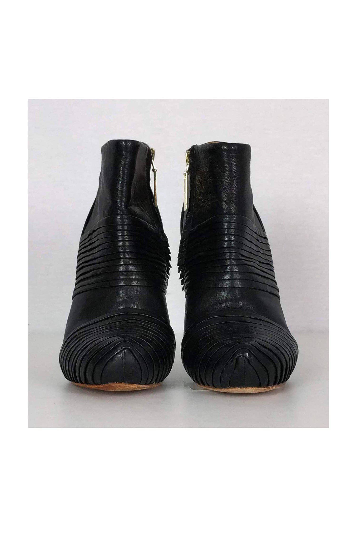 L.A.M.B. Stylish Black Leather Booties - Size 6