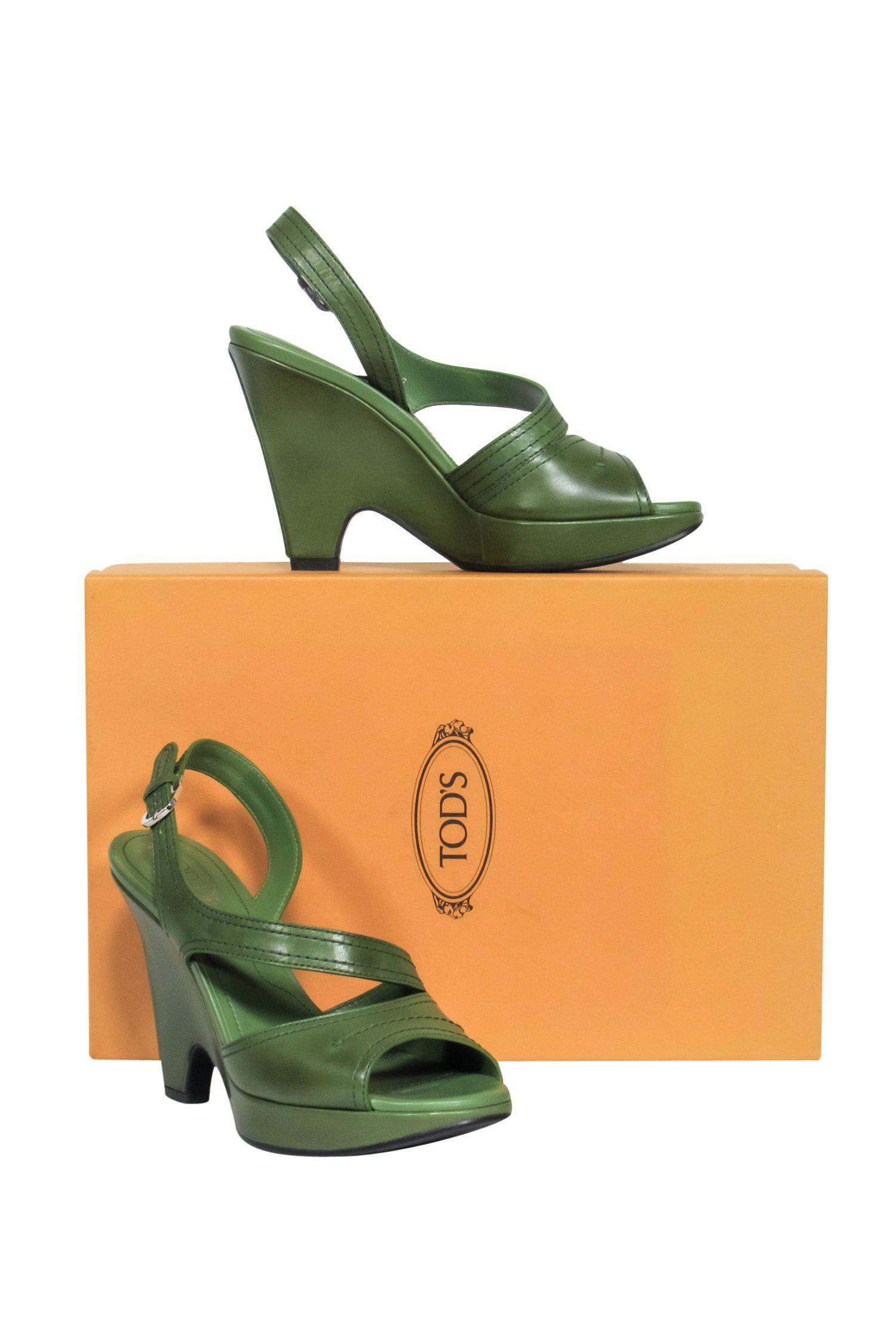 Tod's Green Leather Strappy Open Toe Wedges - Size 7, Summer Must-Haves
