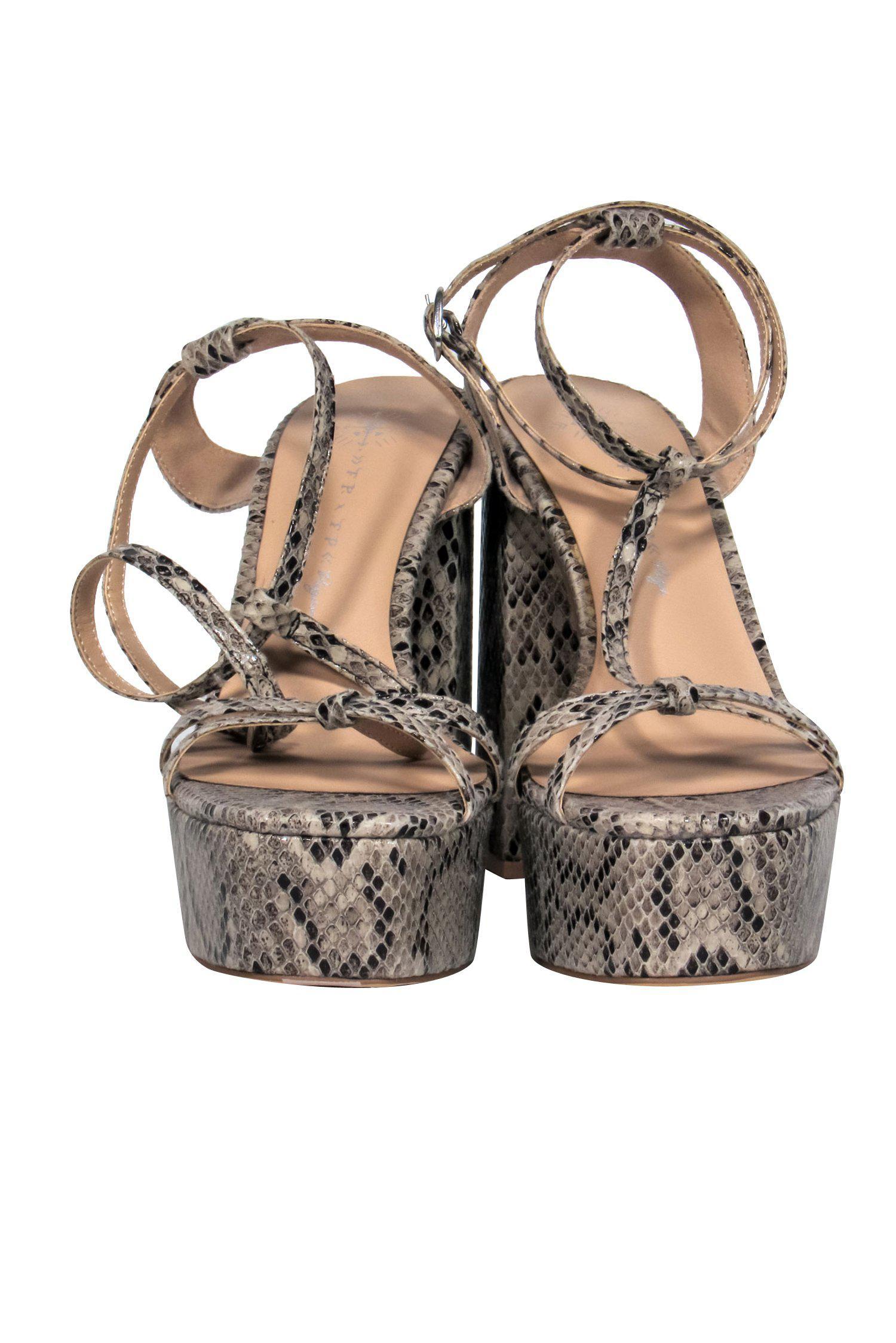 Free People - Stunning Beige Snakeskin Strappy Platform Pumps in Size 7