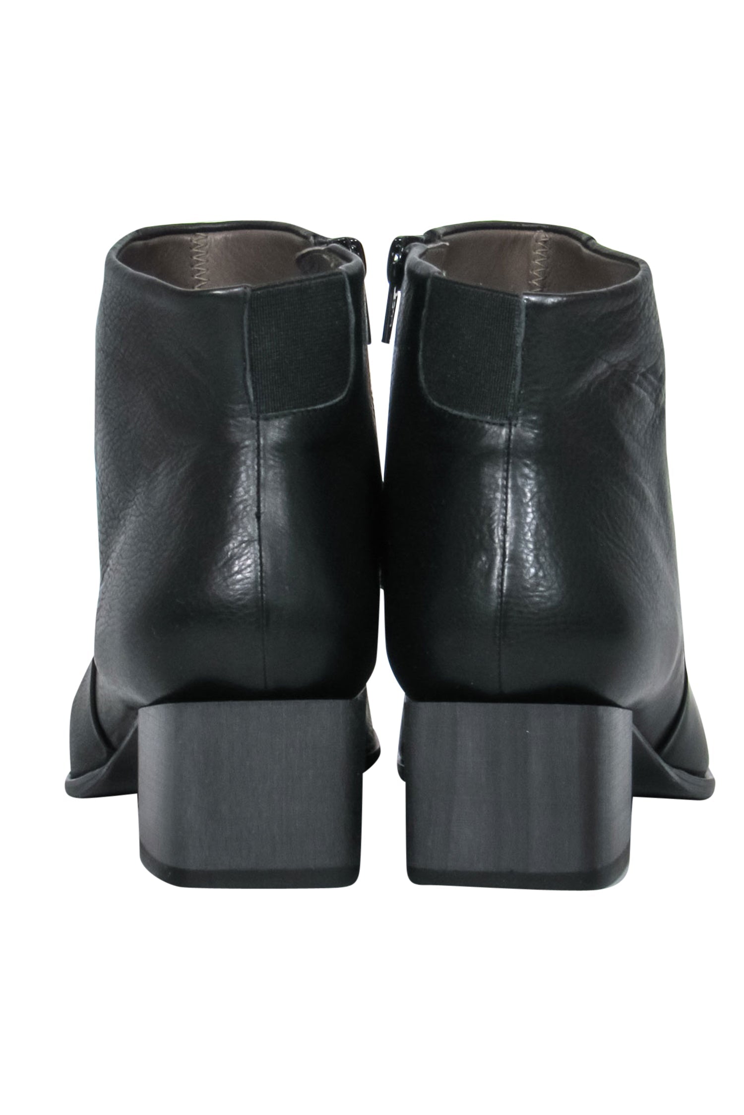 Coclico's Chic 'Frida' Black Pebbled Leather Block Heel Ankle Booties - Size 6.5