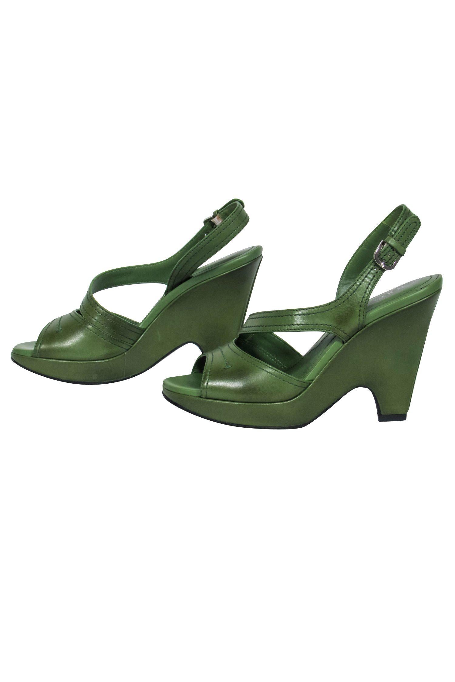 Tod's Green Leather Strappy Open Toe Wedges - Size 7, Summer Must-Haves