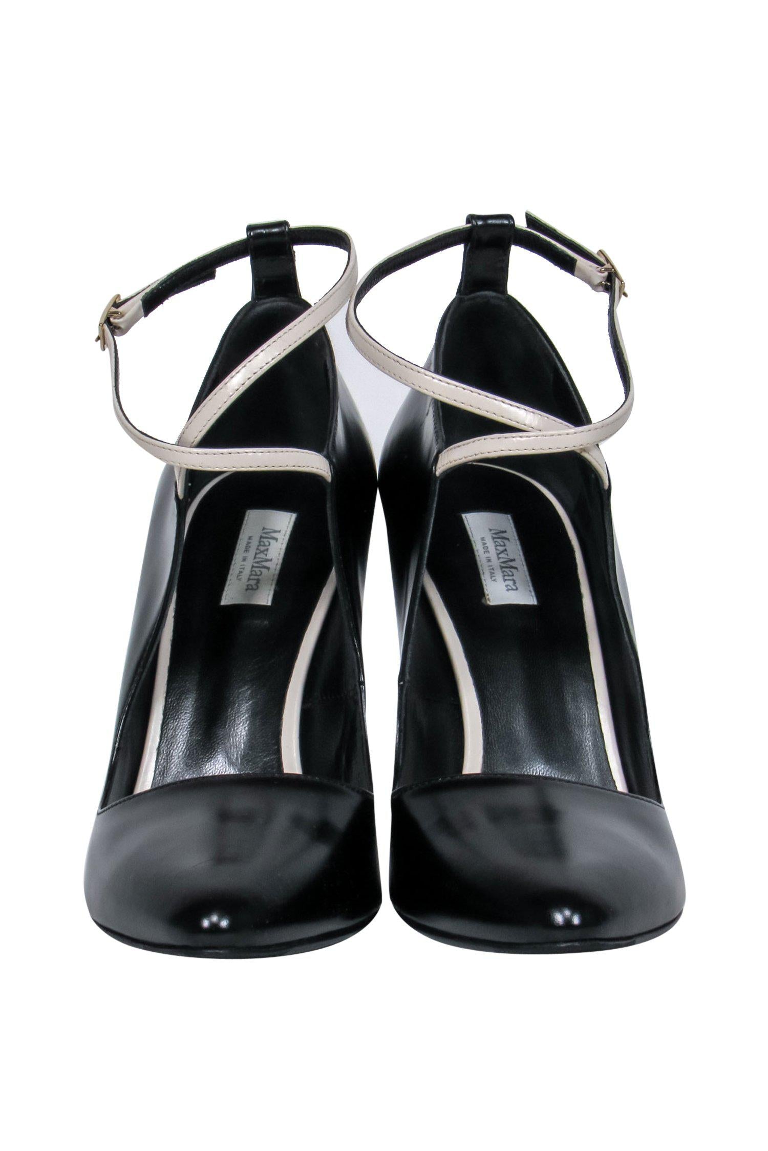 Max Mara Galante Black Leather Pointed Toe Ankle-Strap Pumps - Size 8.5