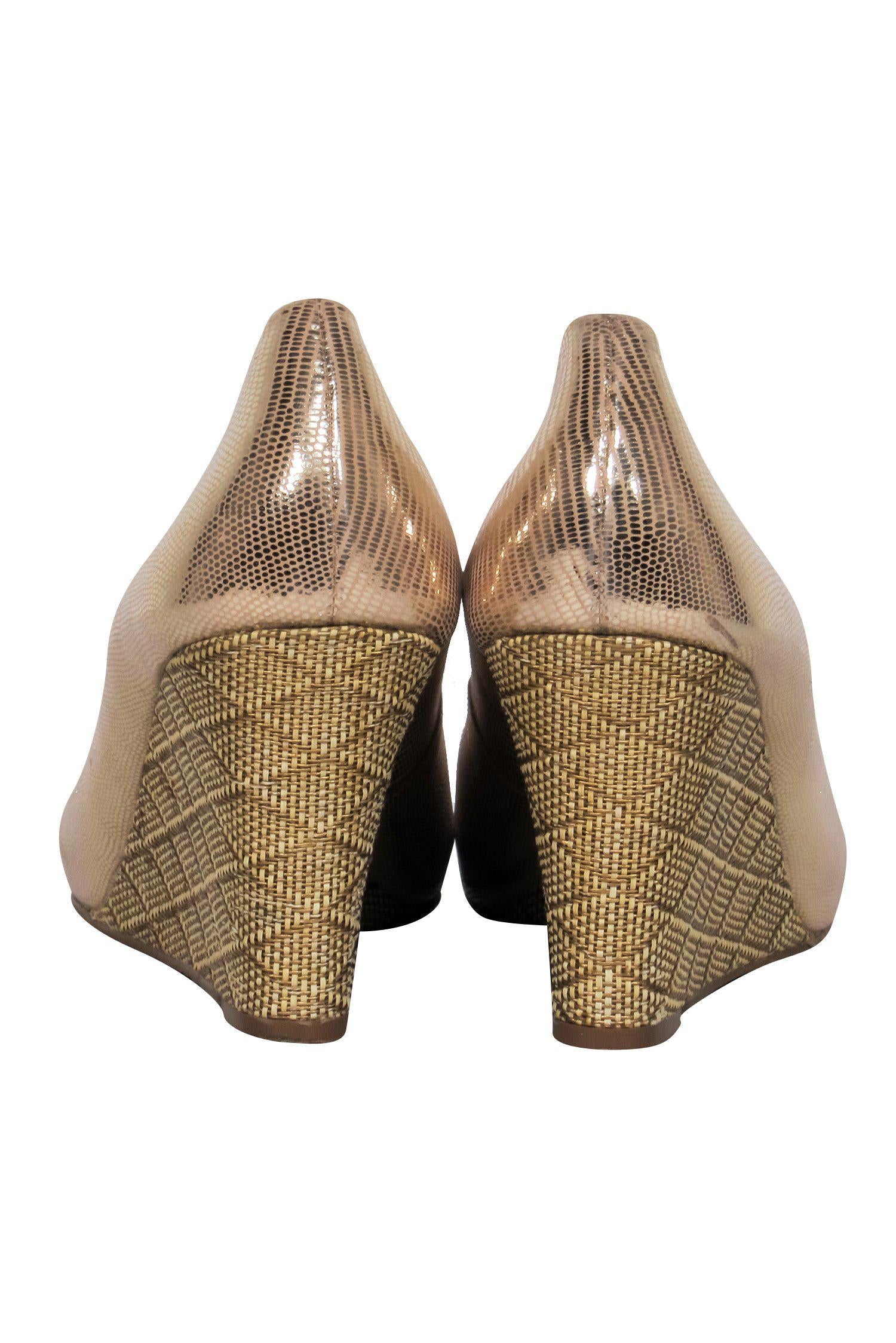 Lilly Pulitzer Gold Metallic Peep Toe Wedges - Size 10: Sparkle at Your Next Event!