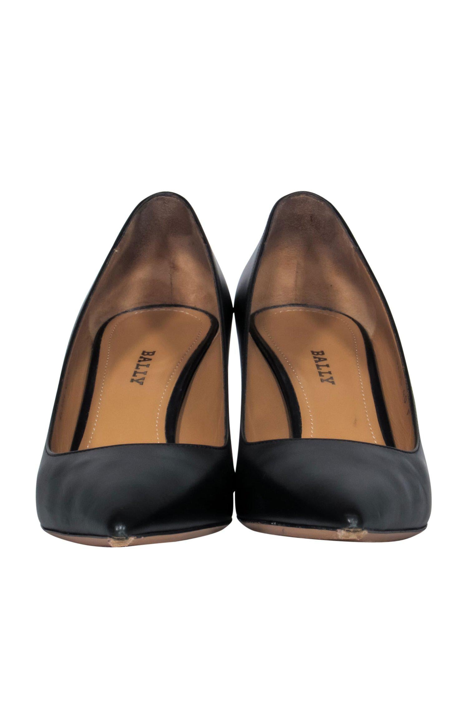 Bally's Stunning Black Leather Pointed Toe Elaise Pumps - Size 9.5