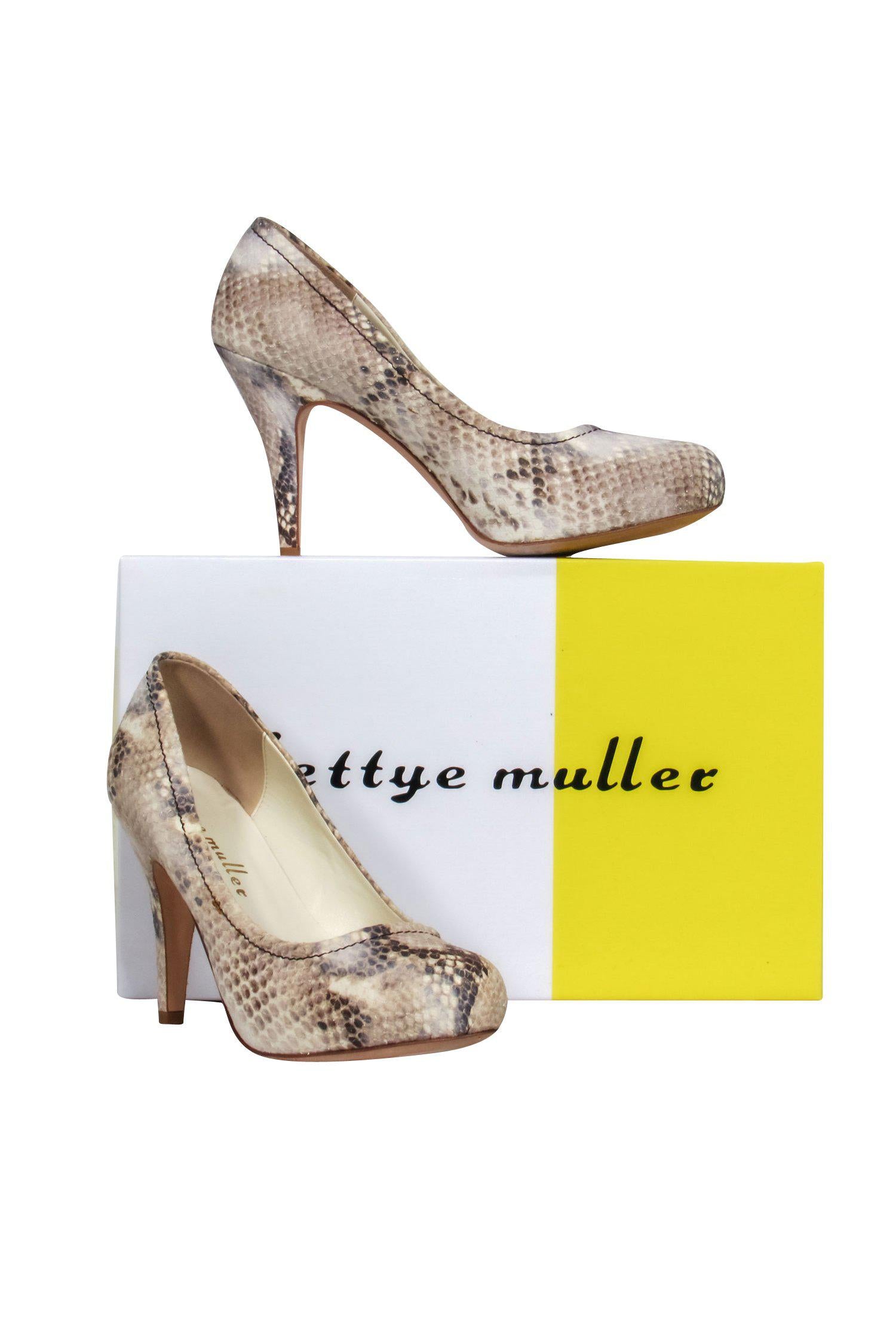 Bettye Muller's Fiery Cream & Grey Snakeskin Pumps - Size 6