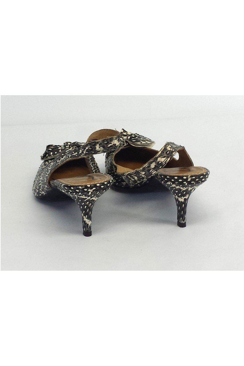 Lanvin - Gorgeous Bow Toe Python Slingbacks in Size 8.5 - Grab Yours Now!