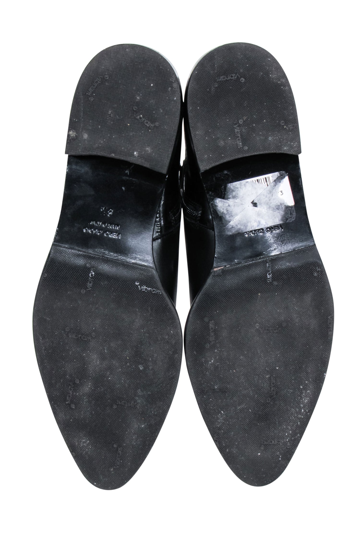 Aquatalia Black Leather Pointed-Toe Short Boots with Croc Embossing - Size 8.5: Add Edge to Your Look!