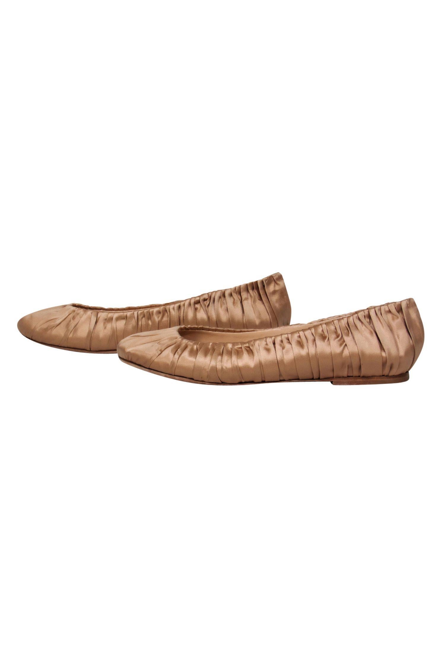 Vera Wang Lavender Label - Gorgeous Rose Gold Ruched Satin Ballet Flats in Size 8.5