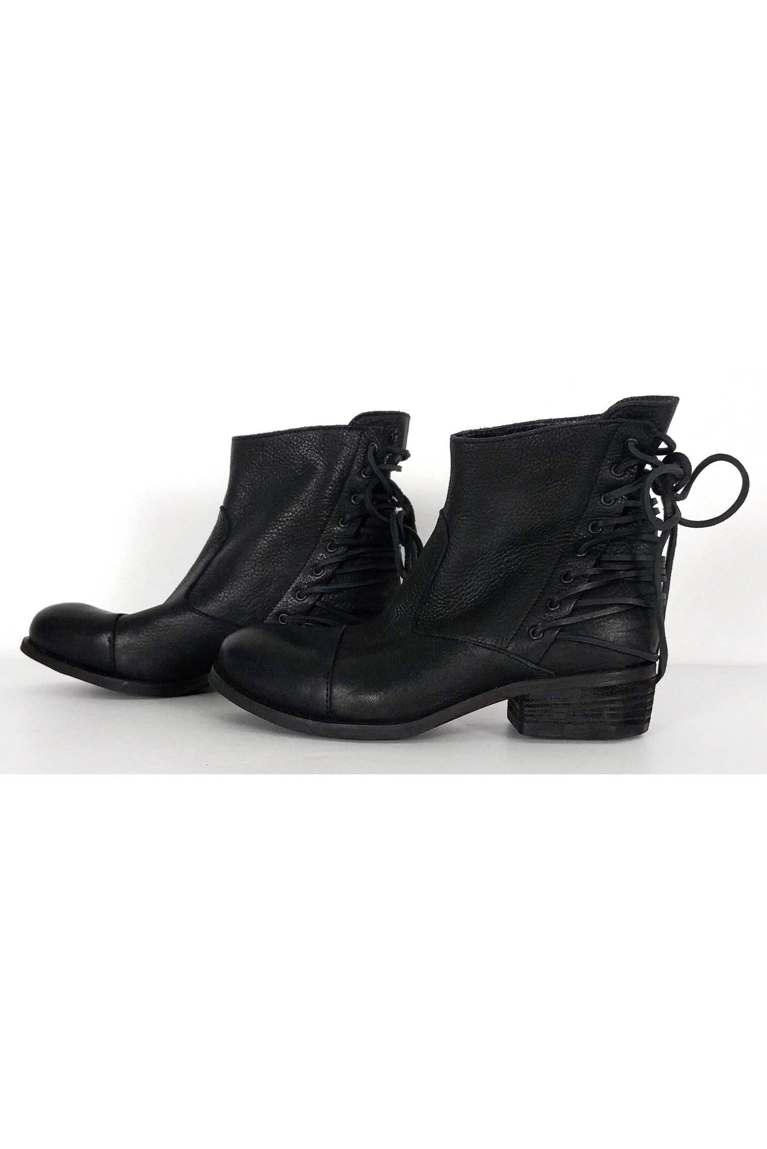 Barney's New York Co-Op - Stylish Black Naomi Manila Booties in Size 5.5