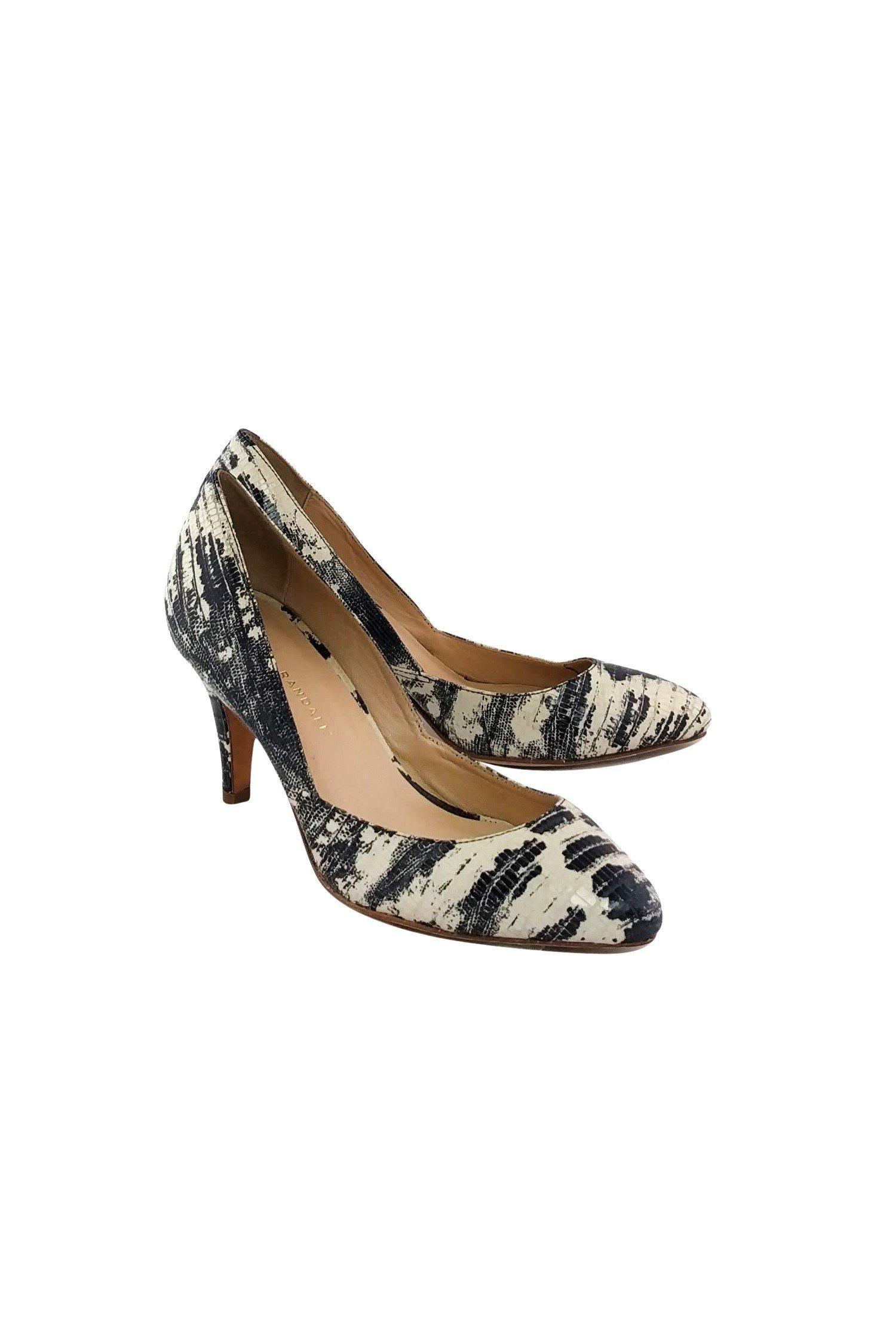 Loeffler Randall Stunning Black & White Print Pumps - Size 7