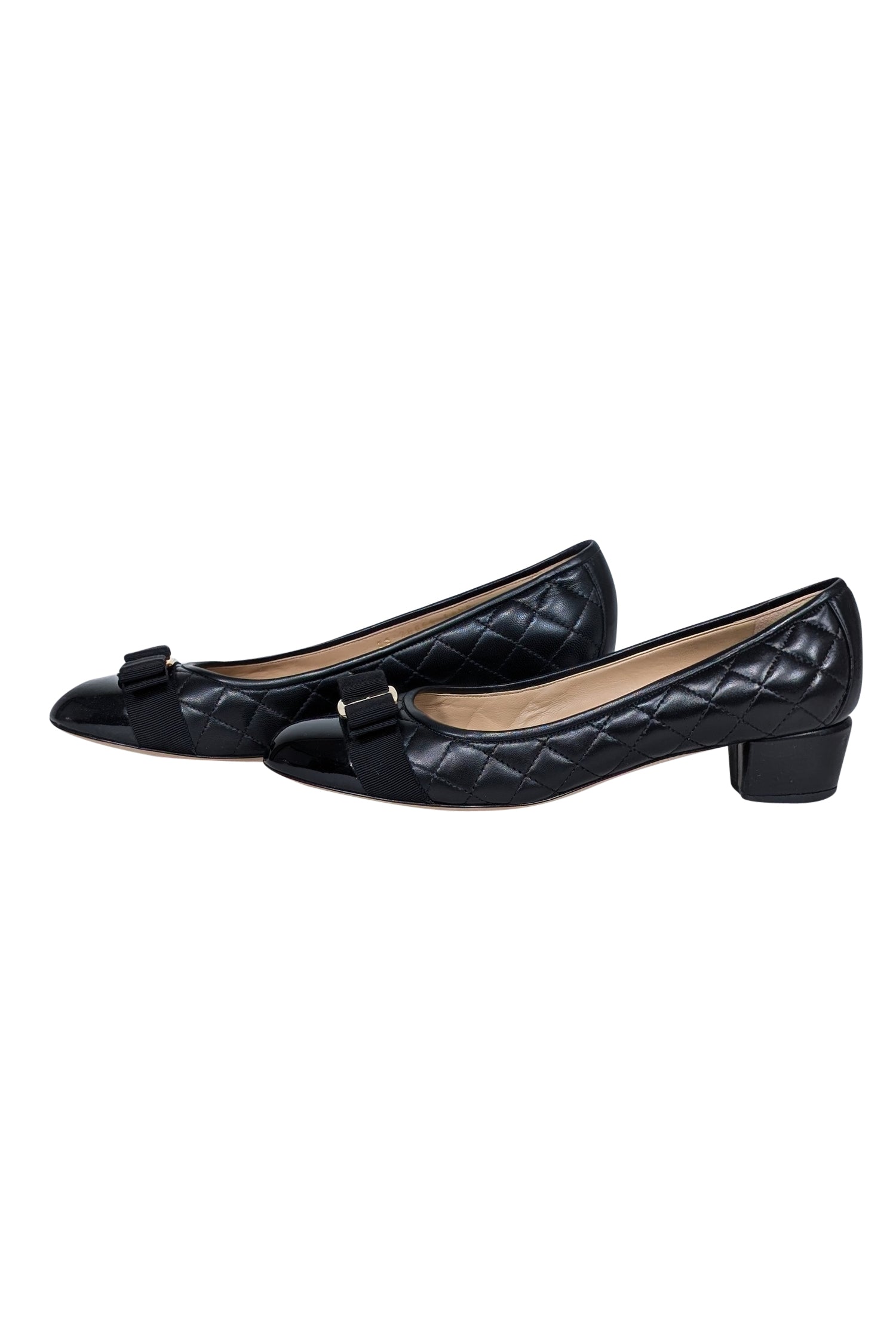 Ferragamo Black Leather Quilted Bow Toe Pumps - Size 10.5 - Elevate Your Style!