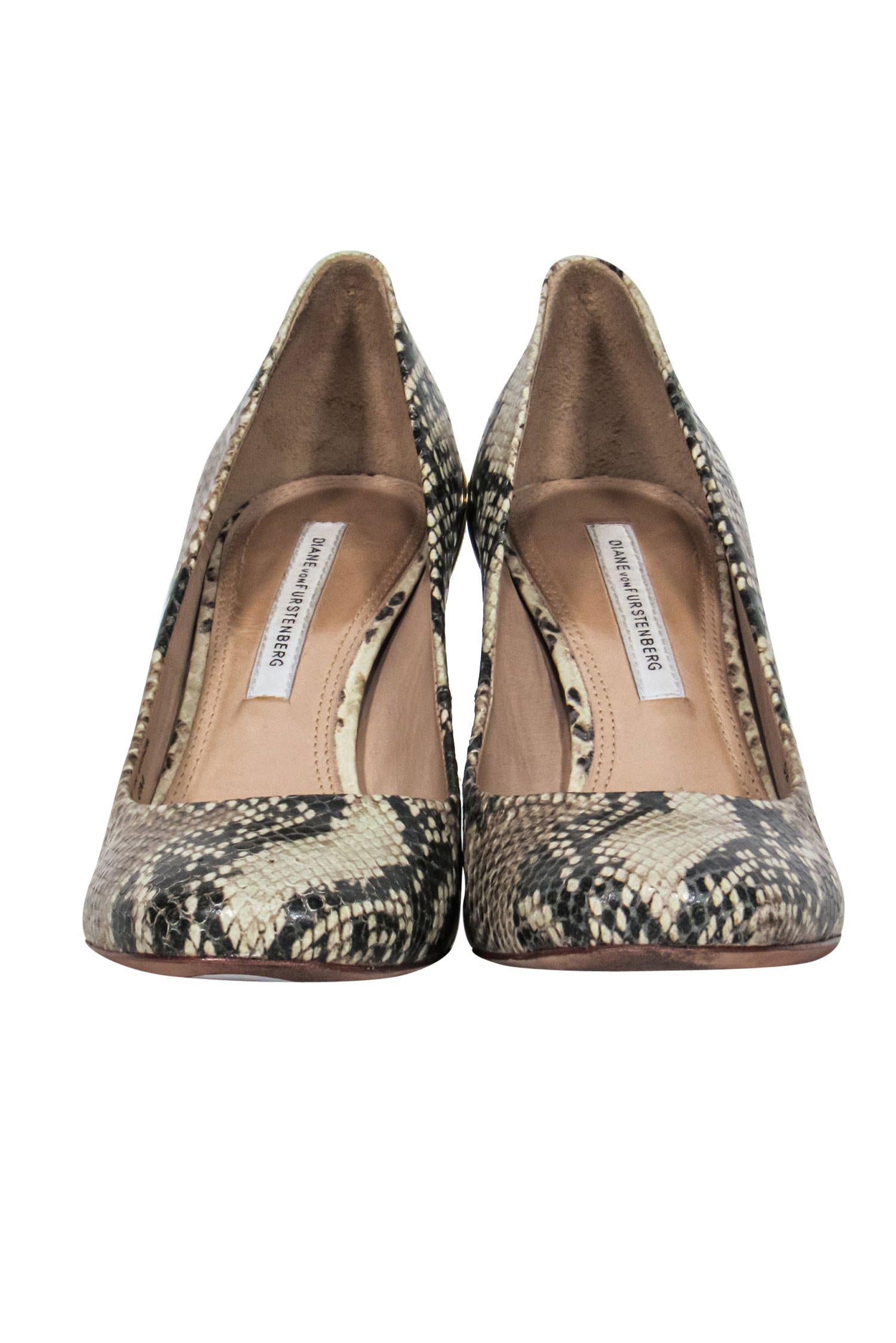 Diane von Furstenberg's Stunning Beige Snakeskin Pumps with Gold Trim - Size 8